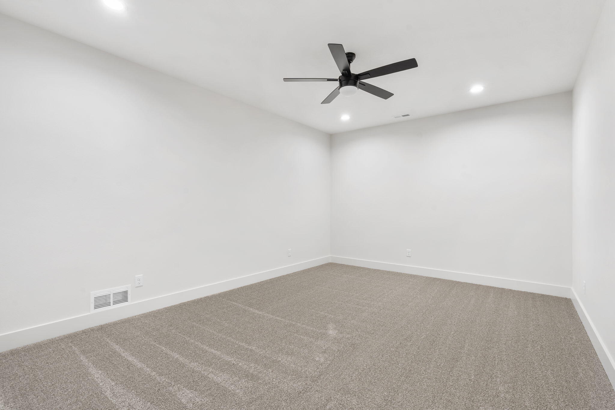 4487 East Larkwood Drive Property Photo 20