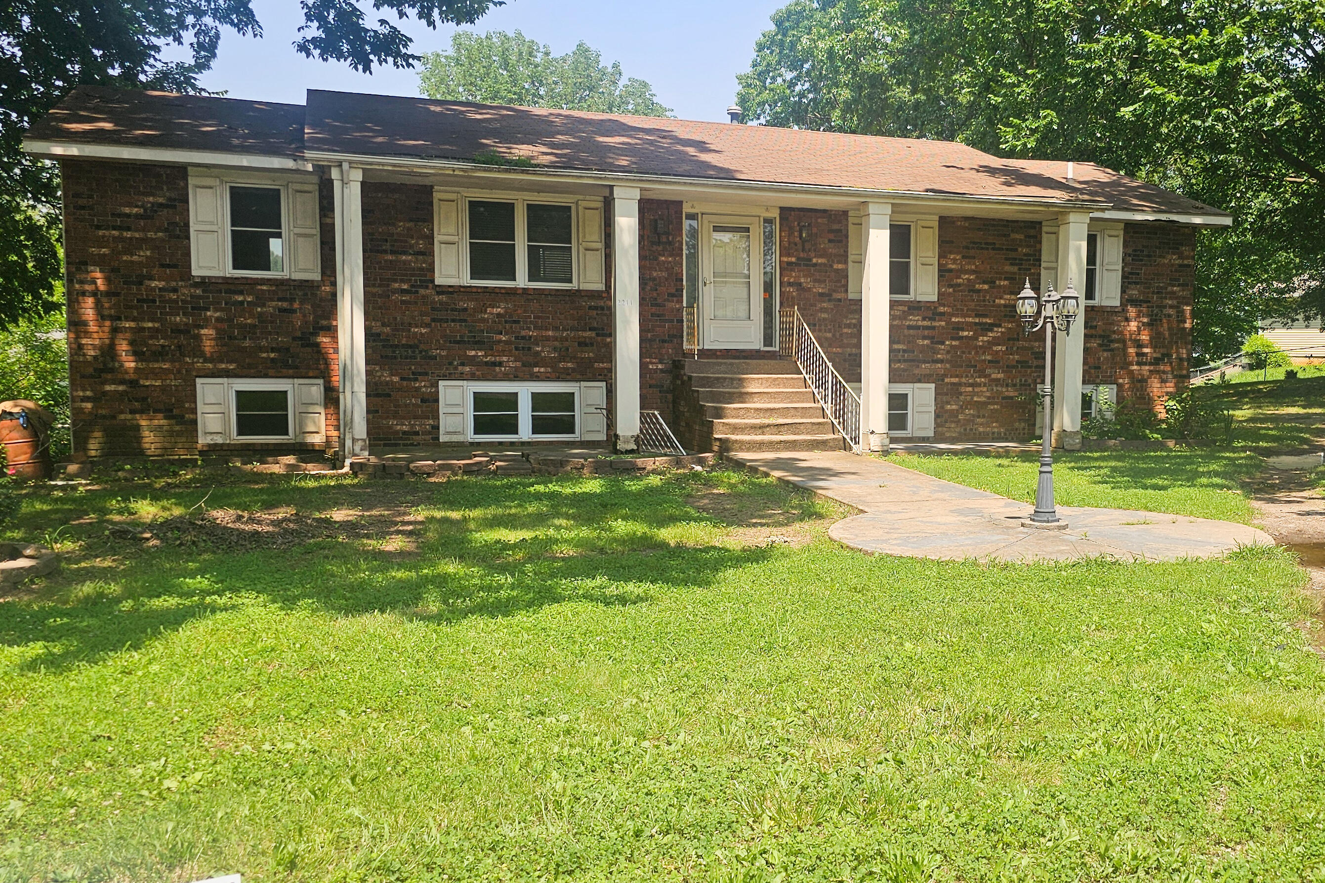 2211 Joanne- Drive Property Photo 1