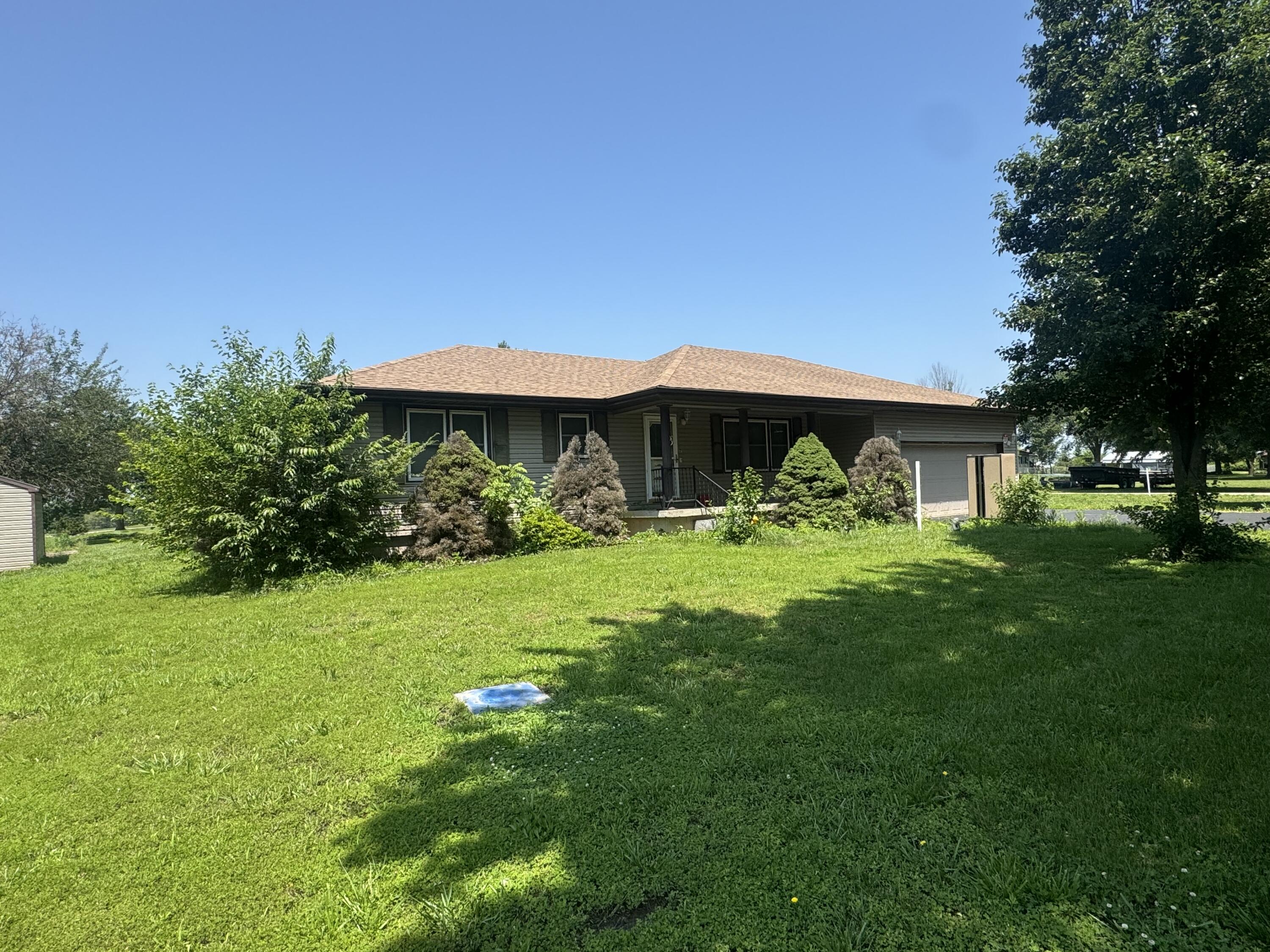 17 Sherwood Trail Property Photo 3