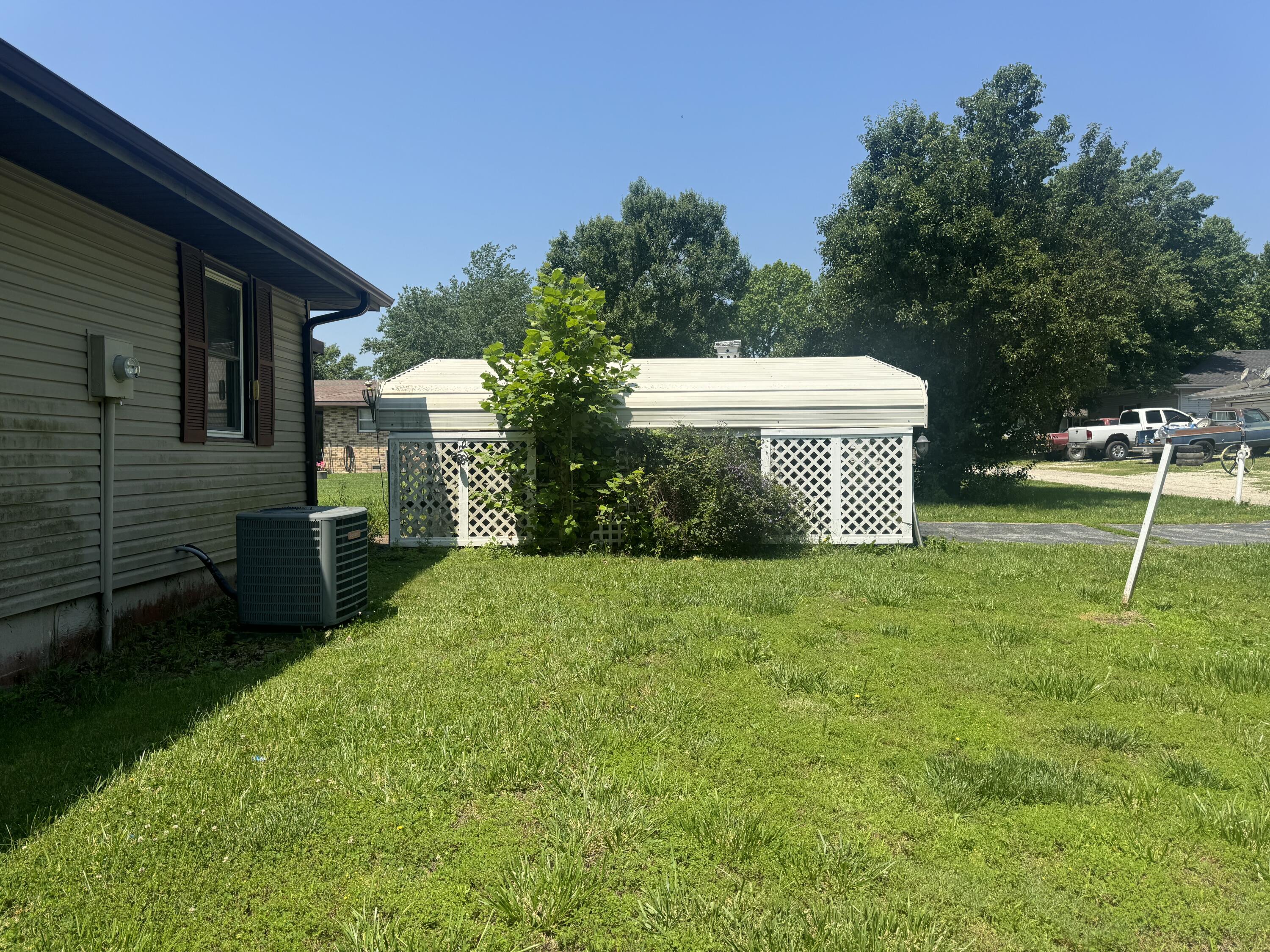 17 Sherwood Trail Property Photo 5
