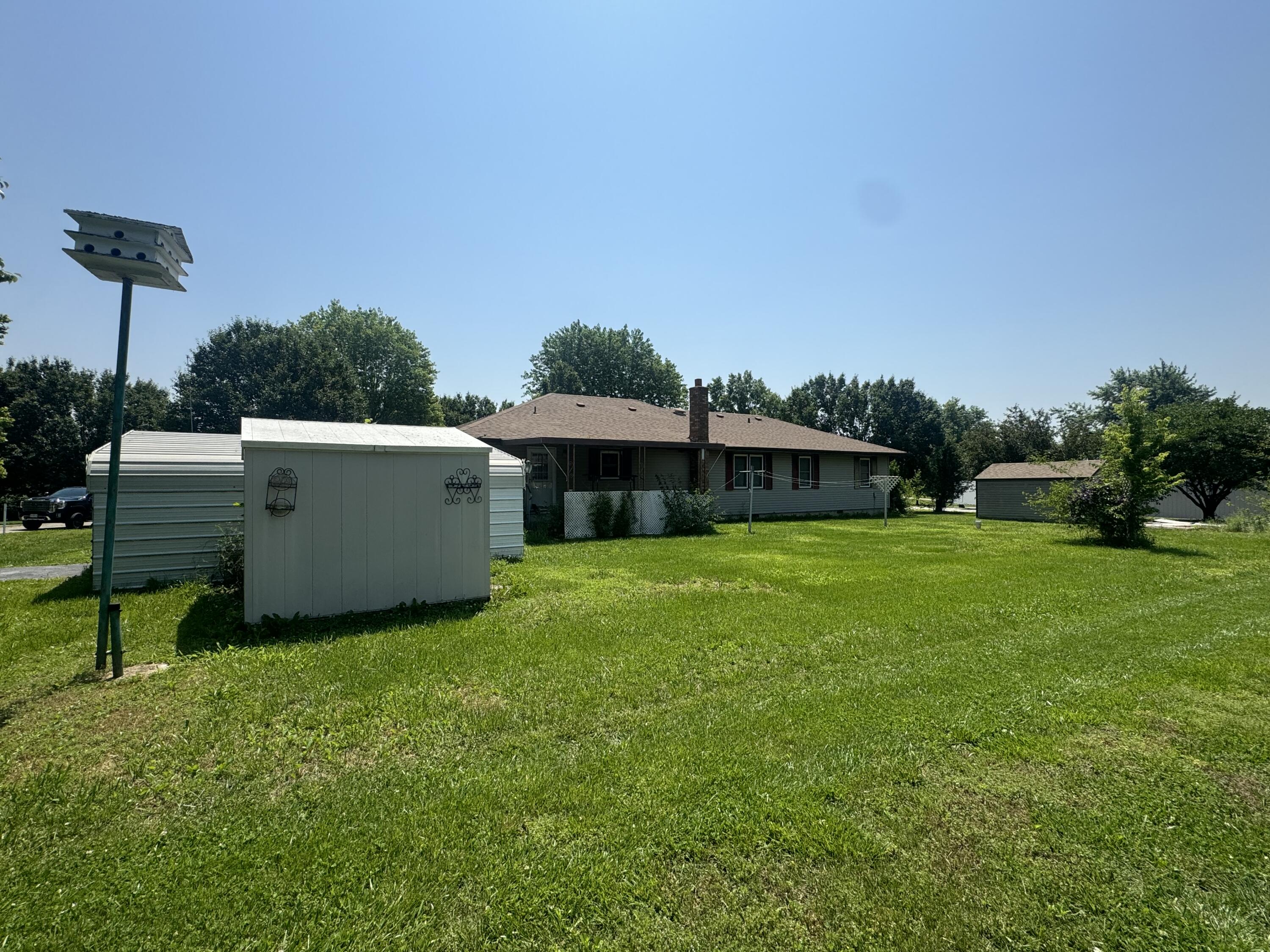 17 Sherwood Trail Property Photo 8