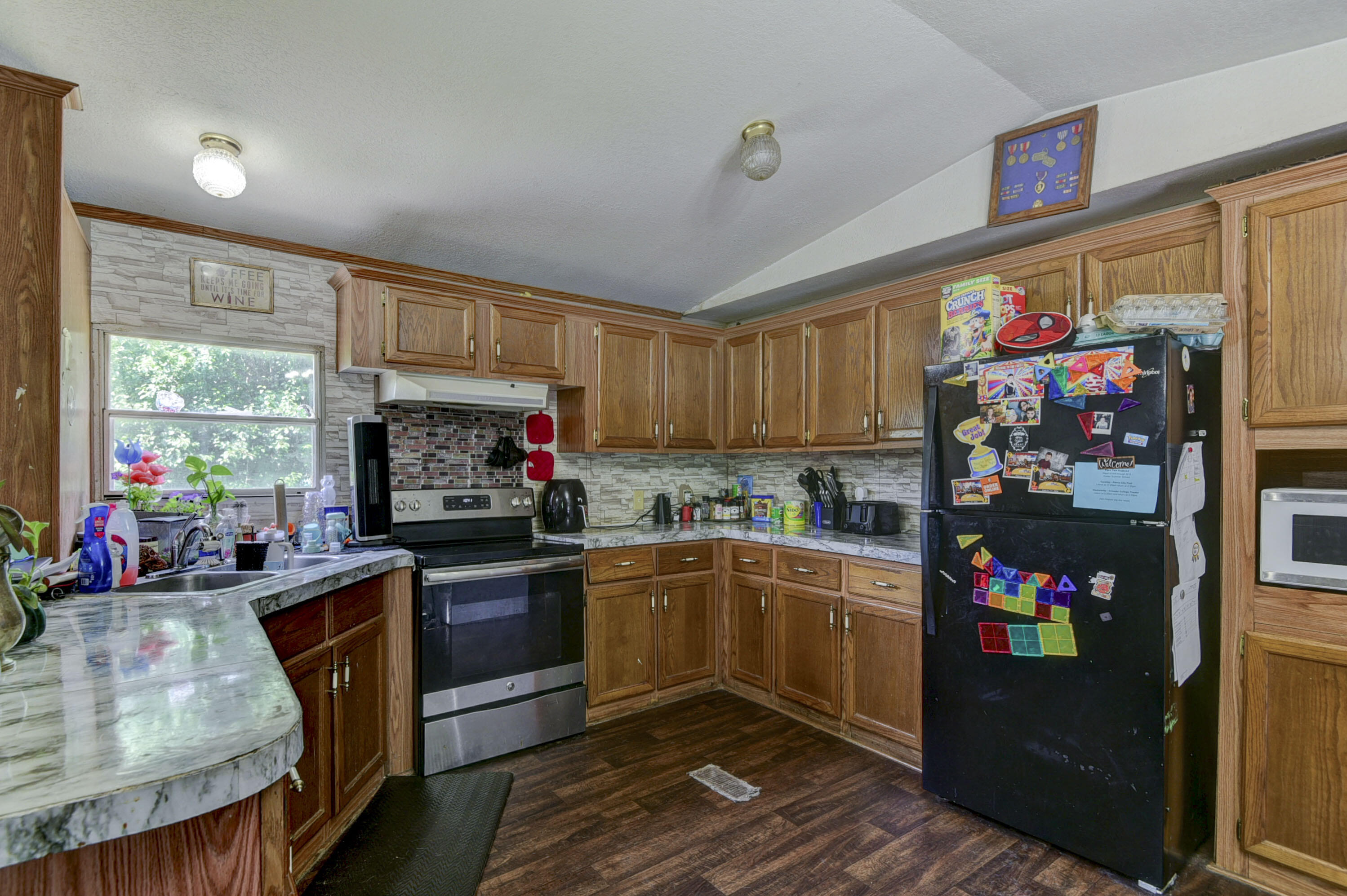 19696 Farm Road 1043 Property Photo 42