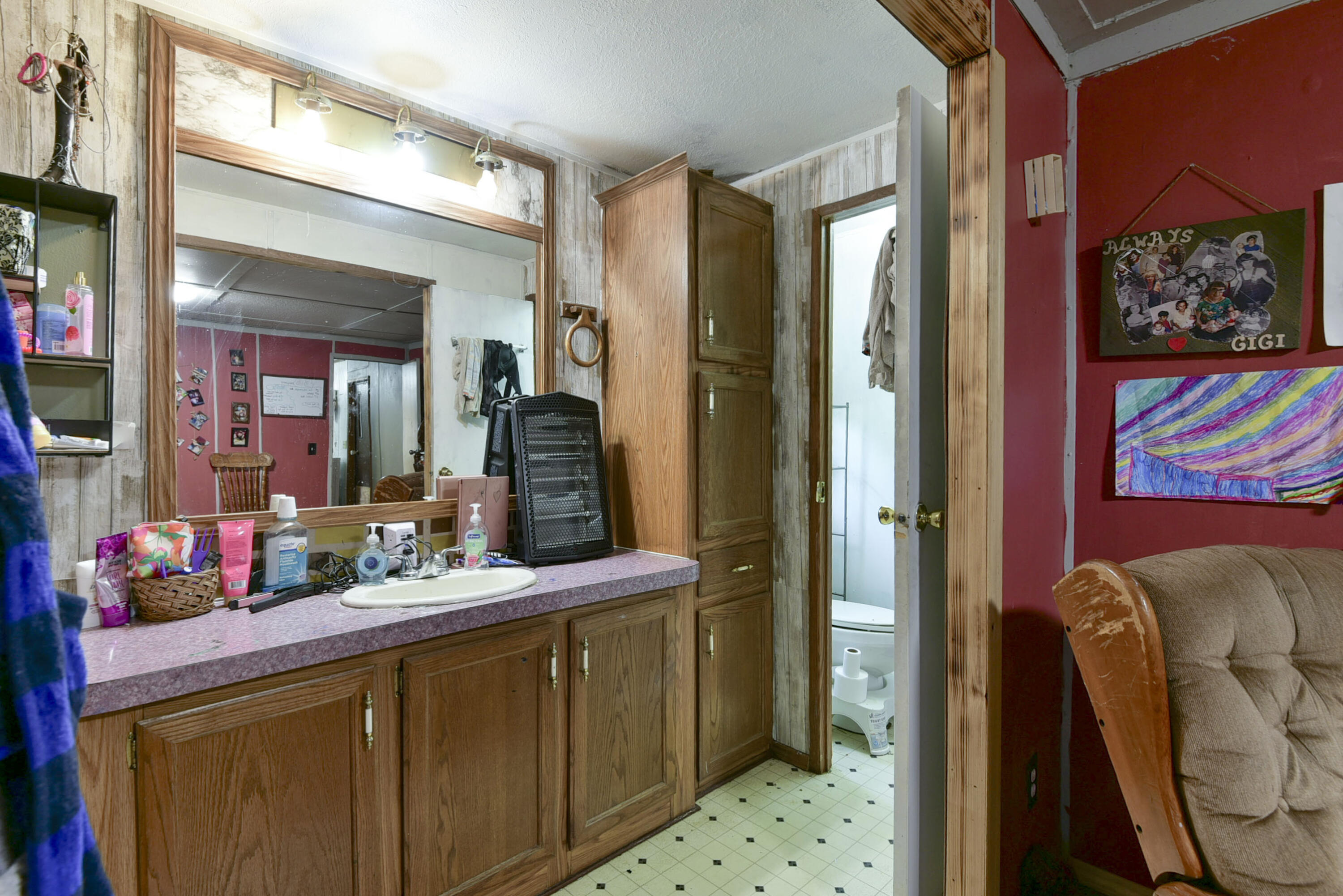19696 Farm Road 1043 Property Photo 46