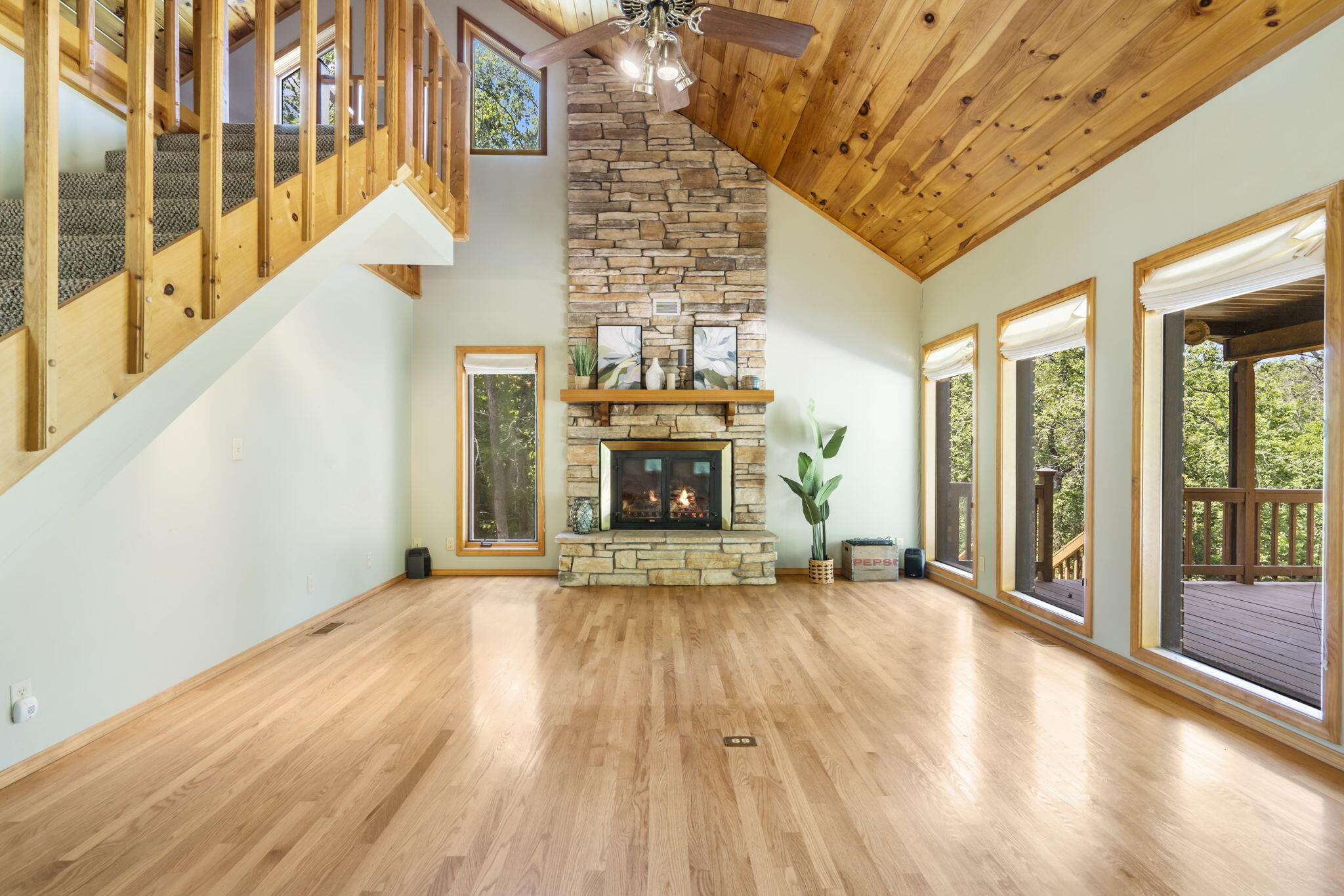 26517 Farm Road 1212 Property Photo 5