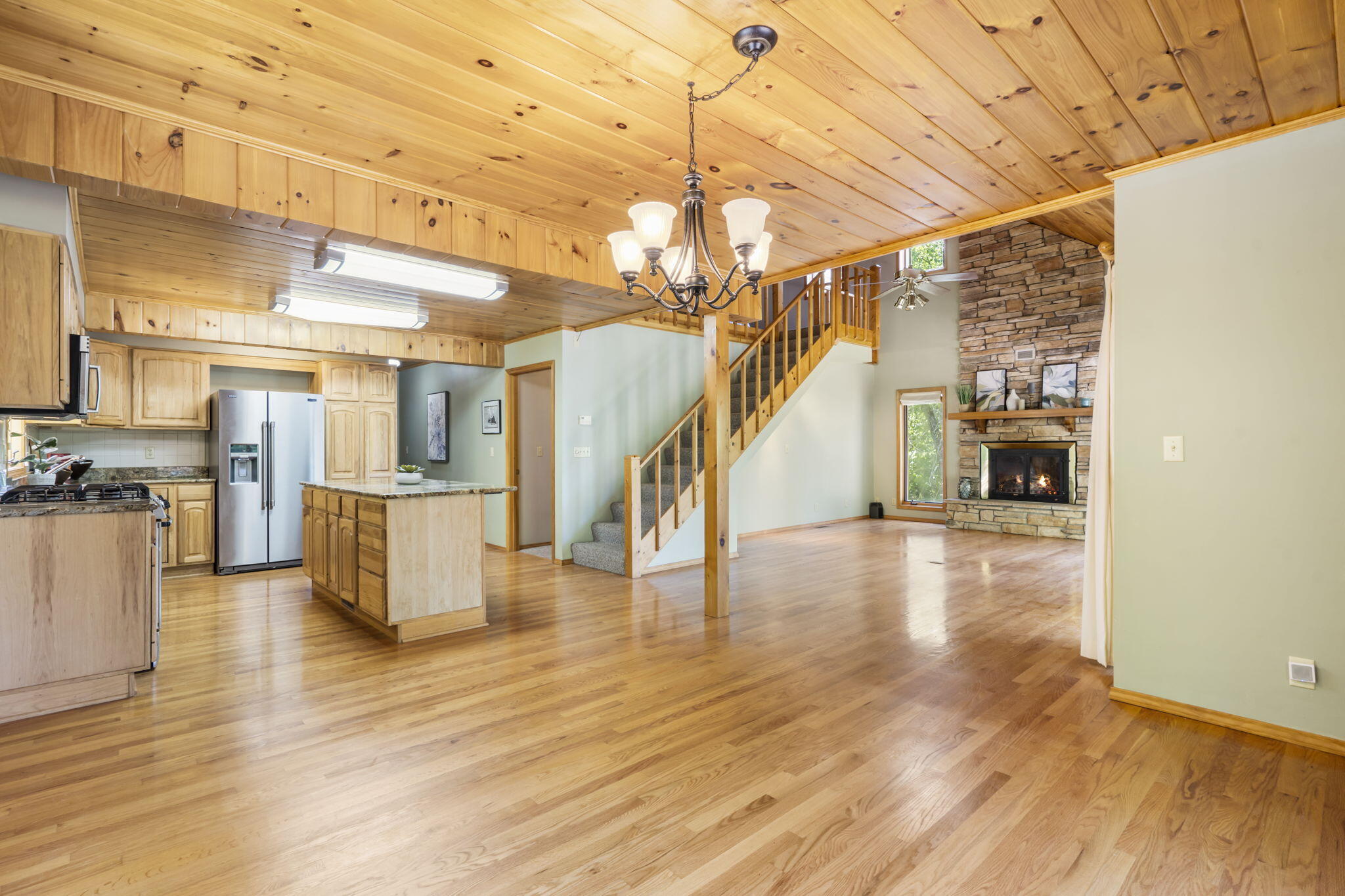 26517 Farm Road 1212 Property Photo 17