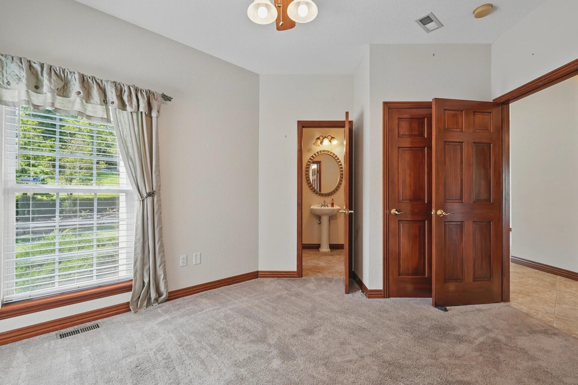 101 Appaloosa Trail Property Photo 38