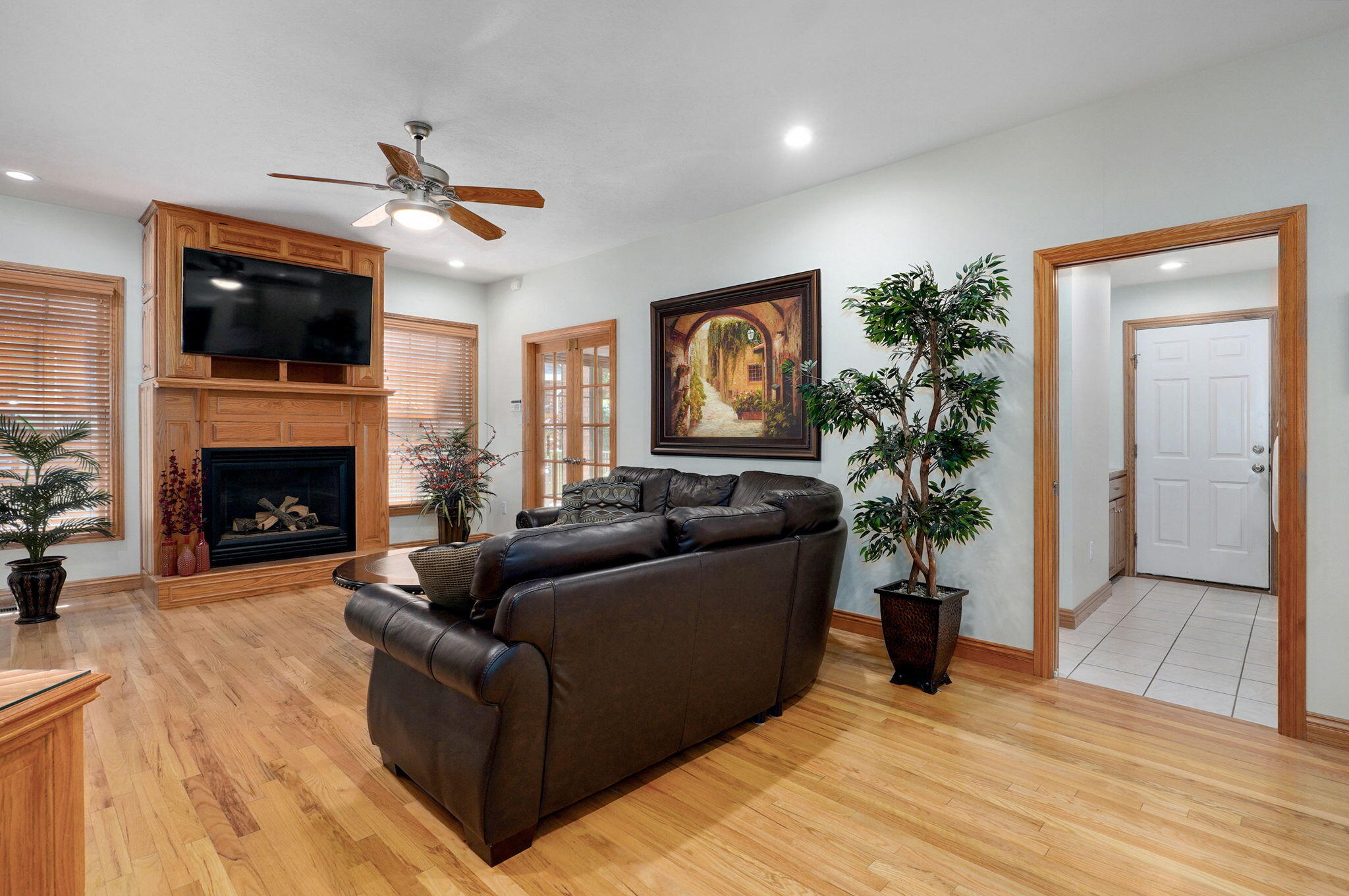 2411 West Dearborn Street Property Photo 16