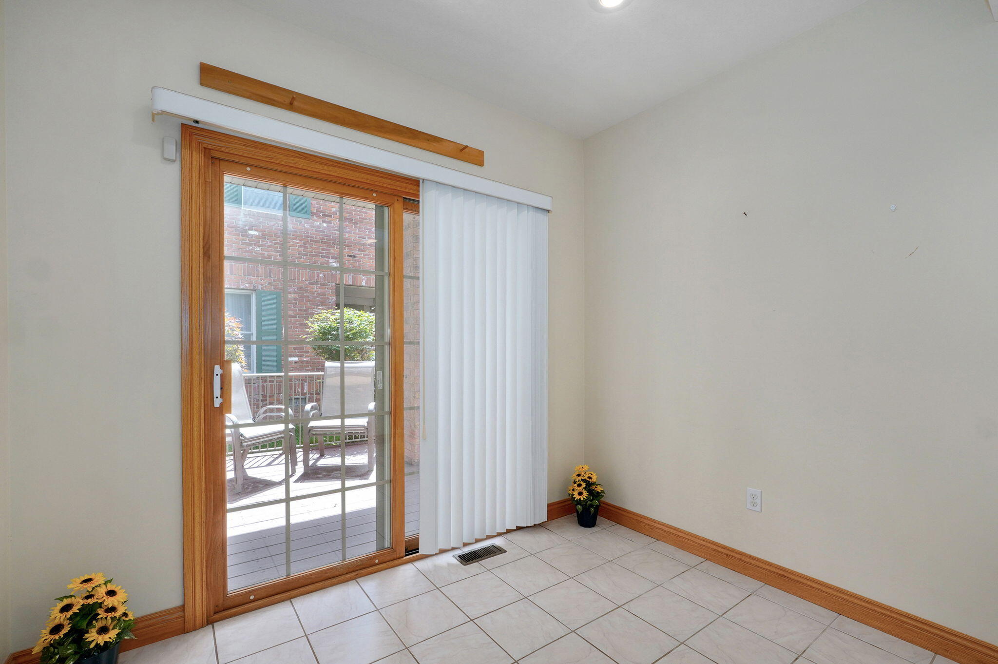2411 West Dearborn Street Property Photo 19