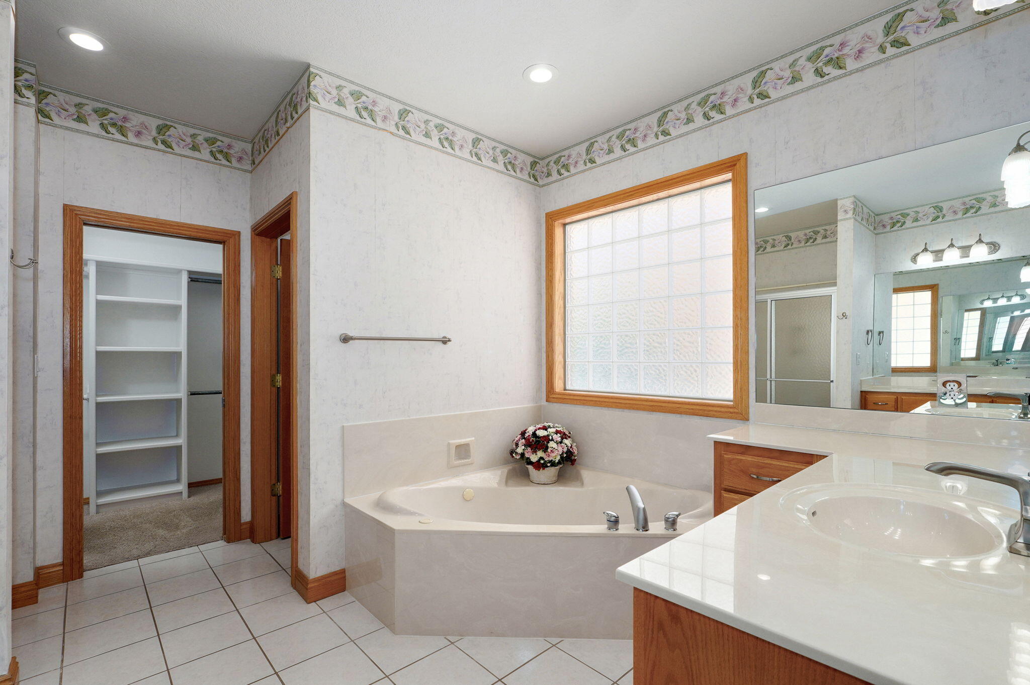 2411 West Dearborn Street Property Photo 32
