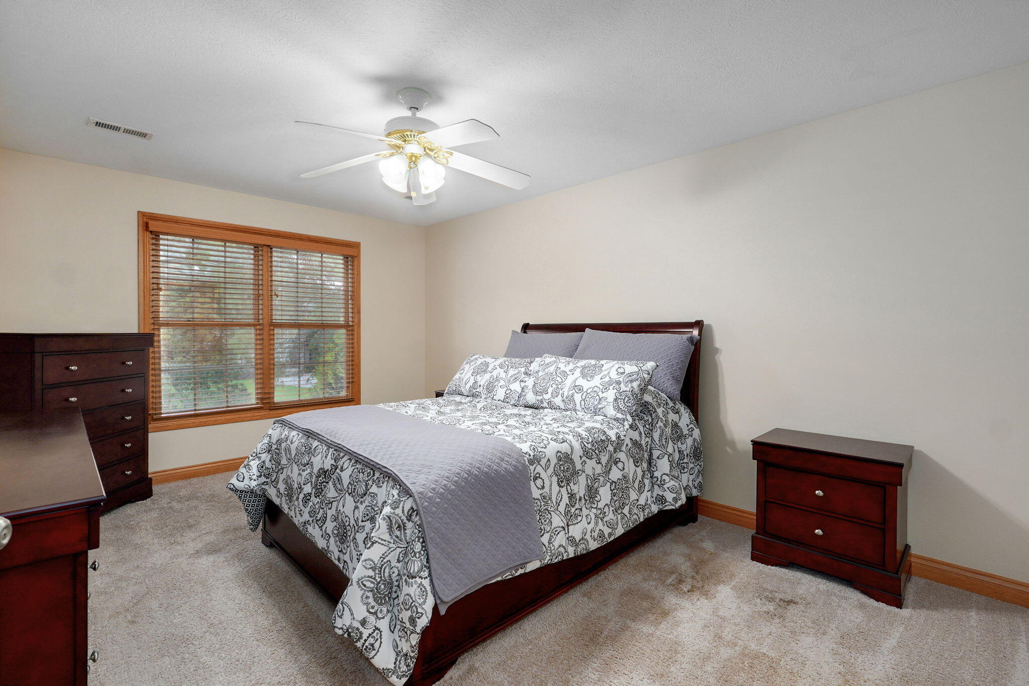2411 West Dearborn Street Property Photo 41