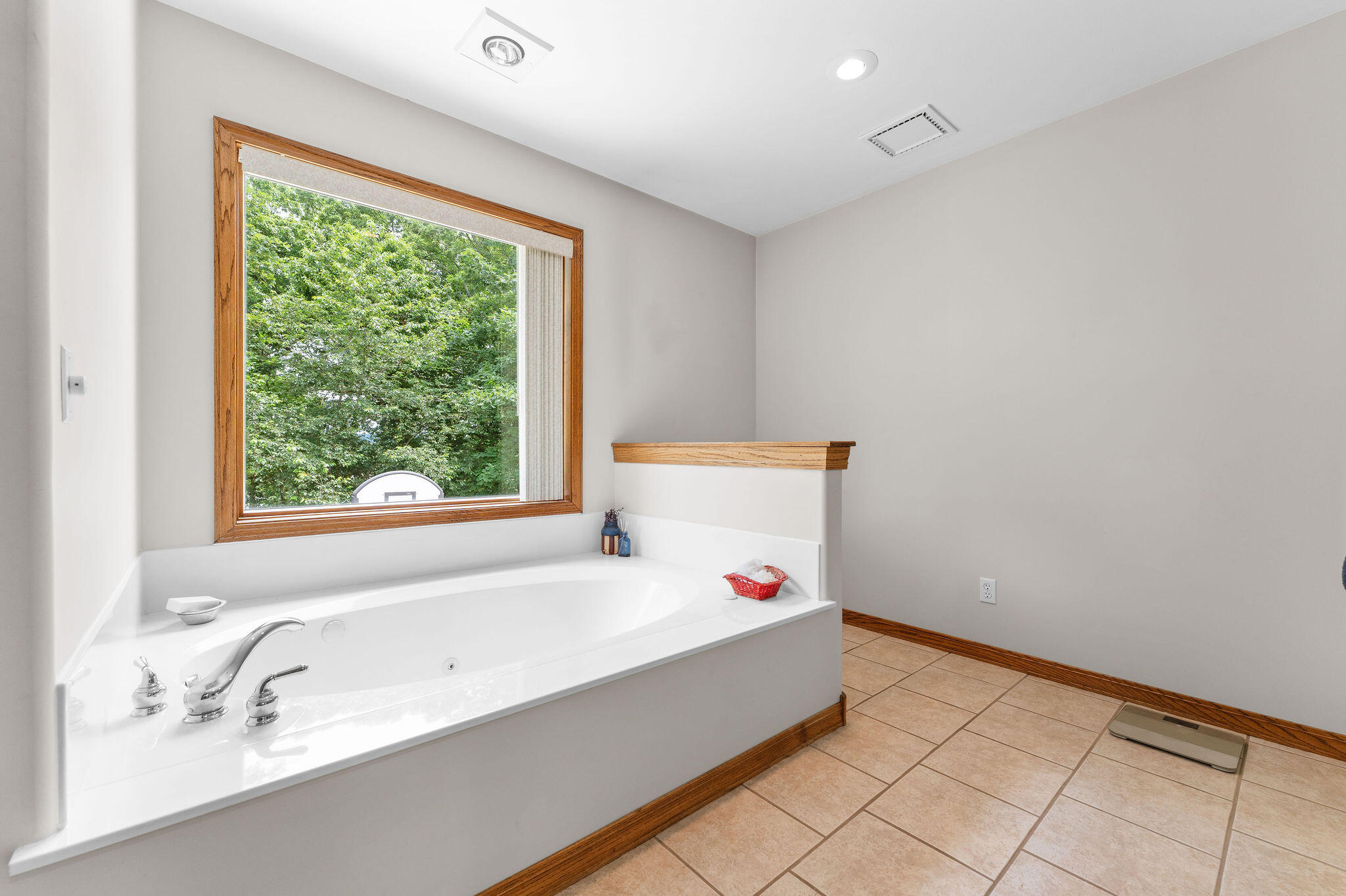 159 Oak Tree Point Lane Property Photo 34