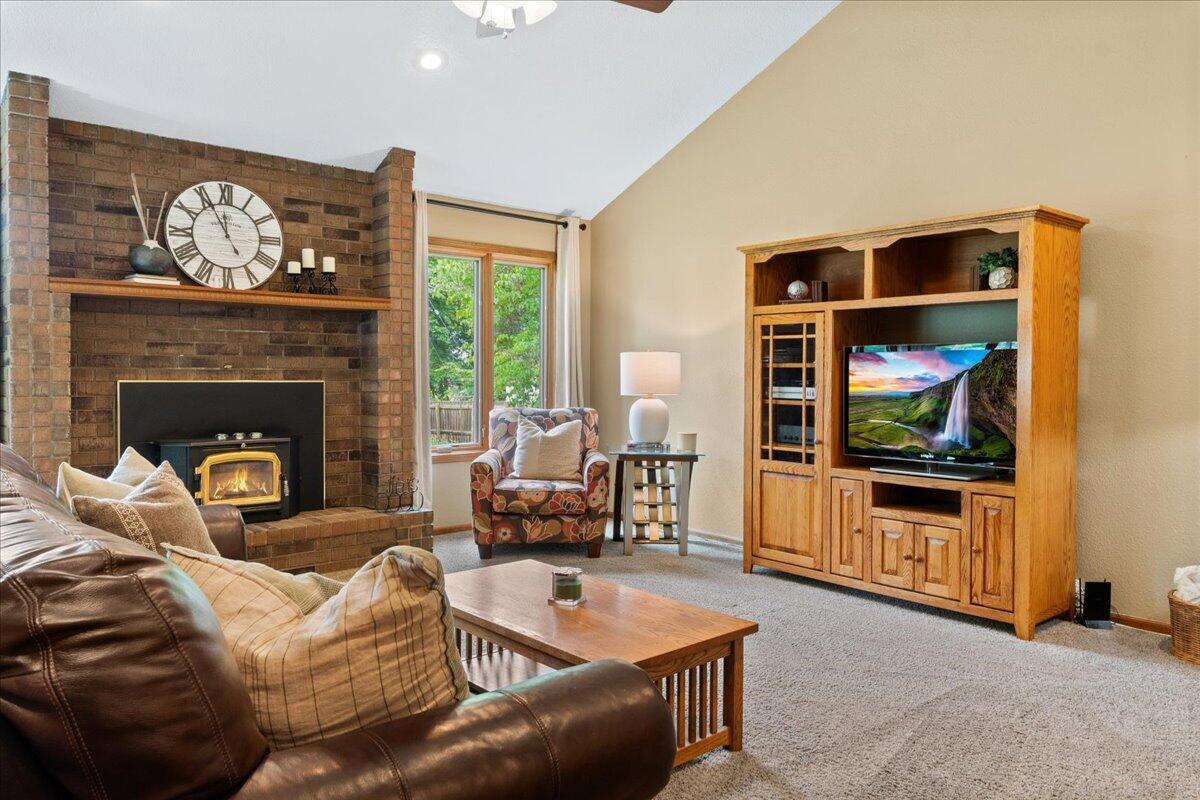 3831 North Delaware Avenue Property Photo 7