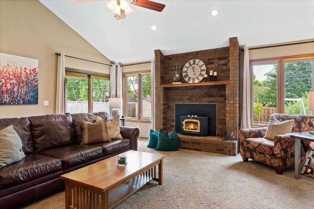 3831 North Delaware Avenue Property Photo 8
