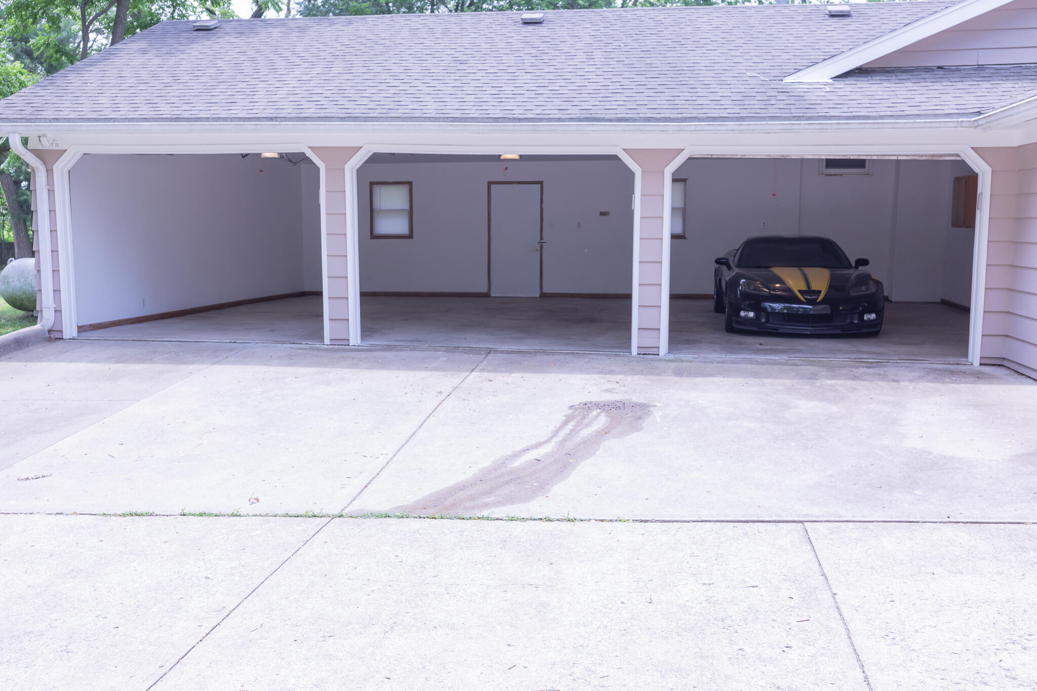 1710 South Ranch Drive Property Photo 4