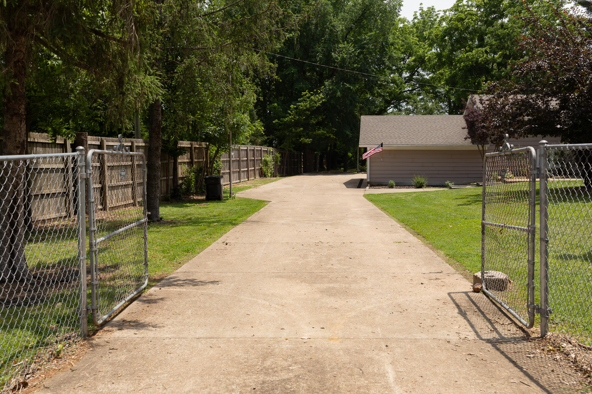 1710 South Ranch Drive Property Photo 5