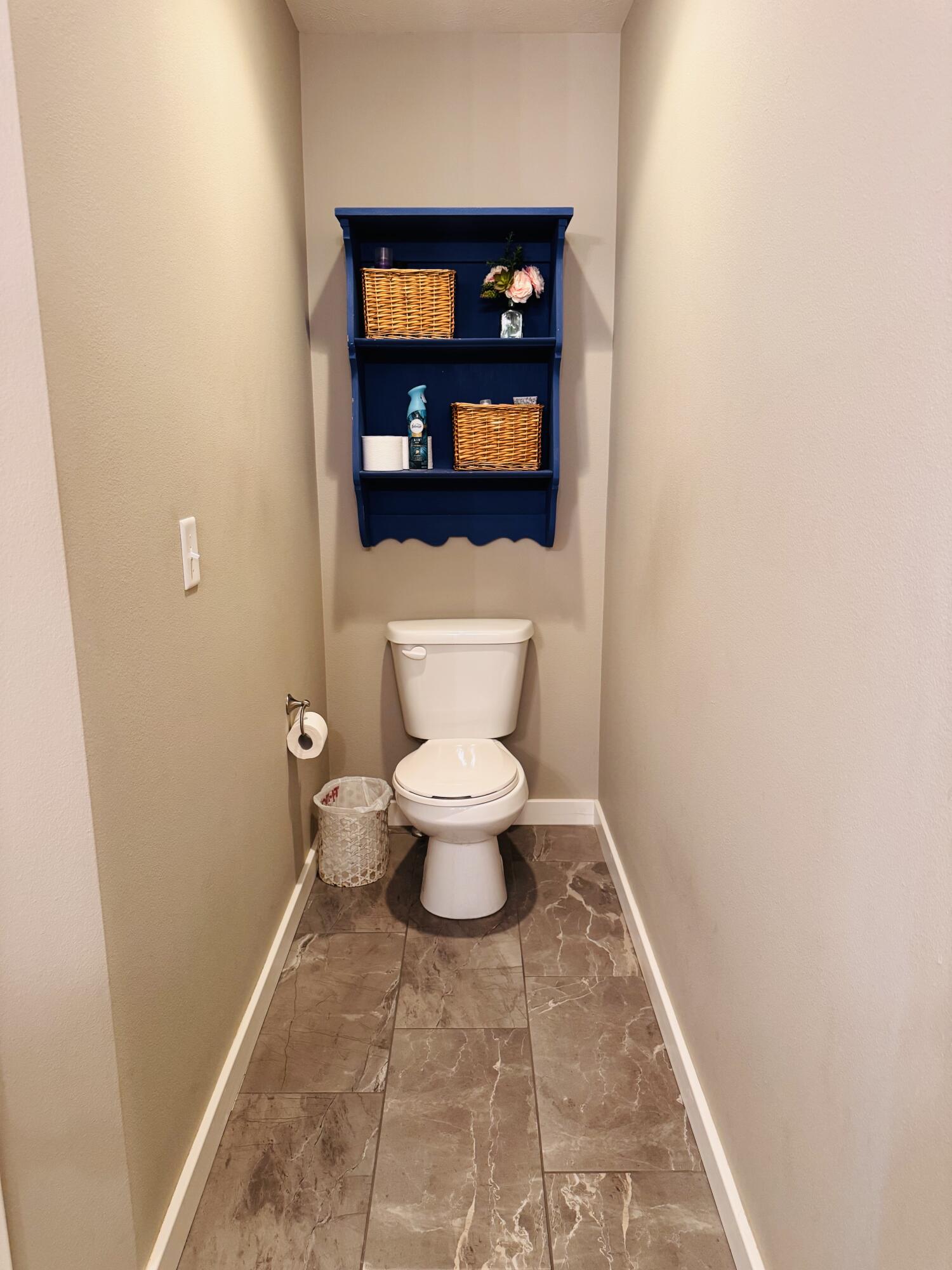 607 East Selby Drive Property Photo 13