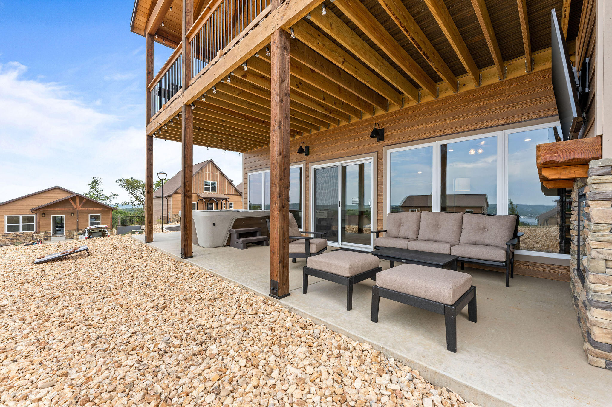 354 Settlers Cove Property Photo 41