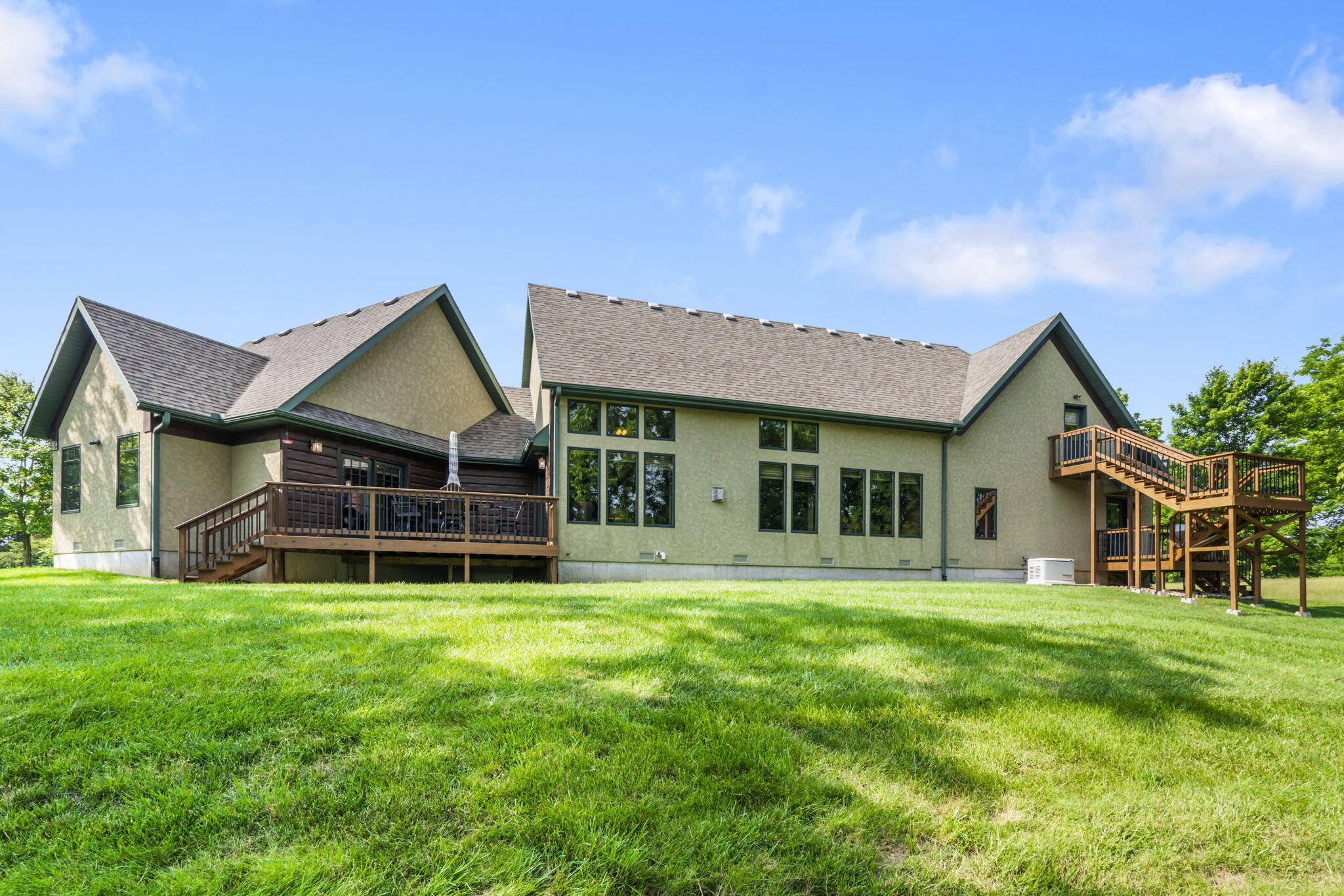 1029 Riverview Road Property Photo 4