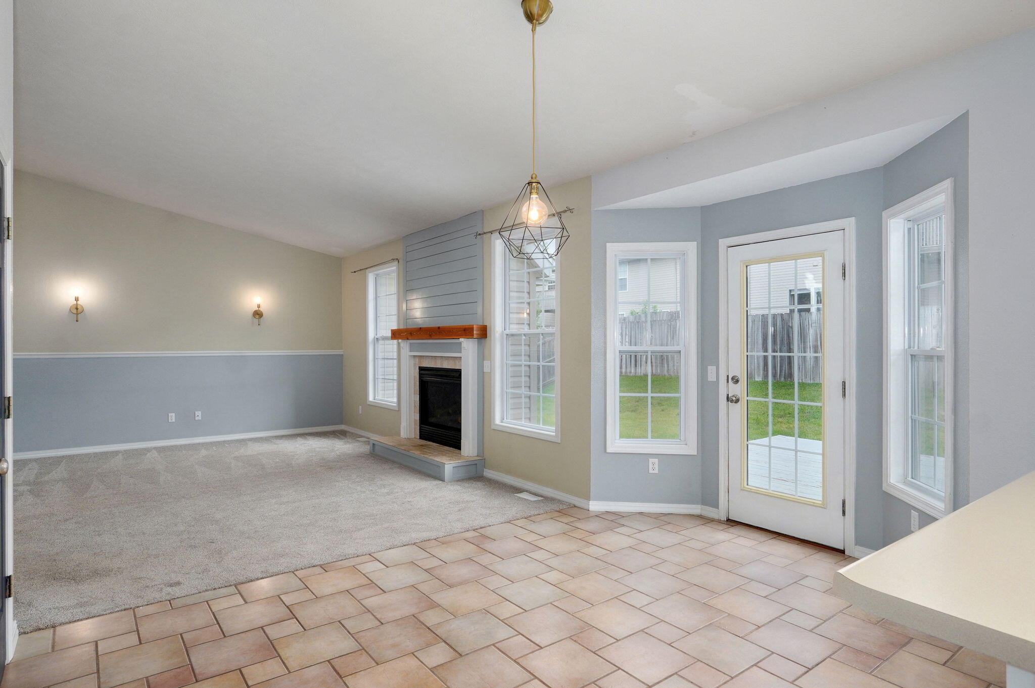 713 River Rock Court Property Photo 10