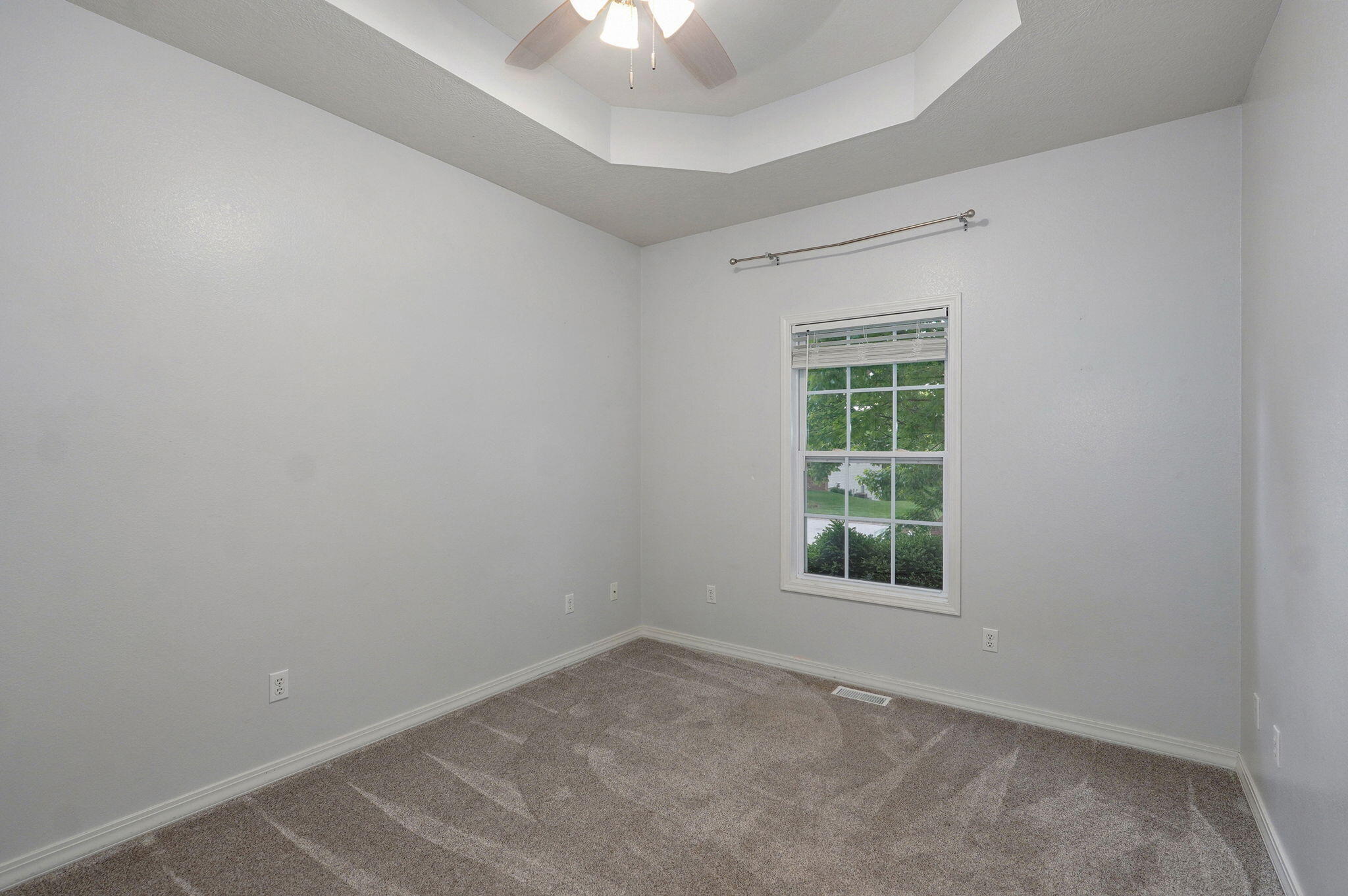 713 River Rock Court Property Photo 27