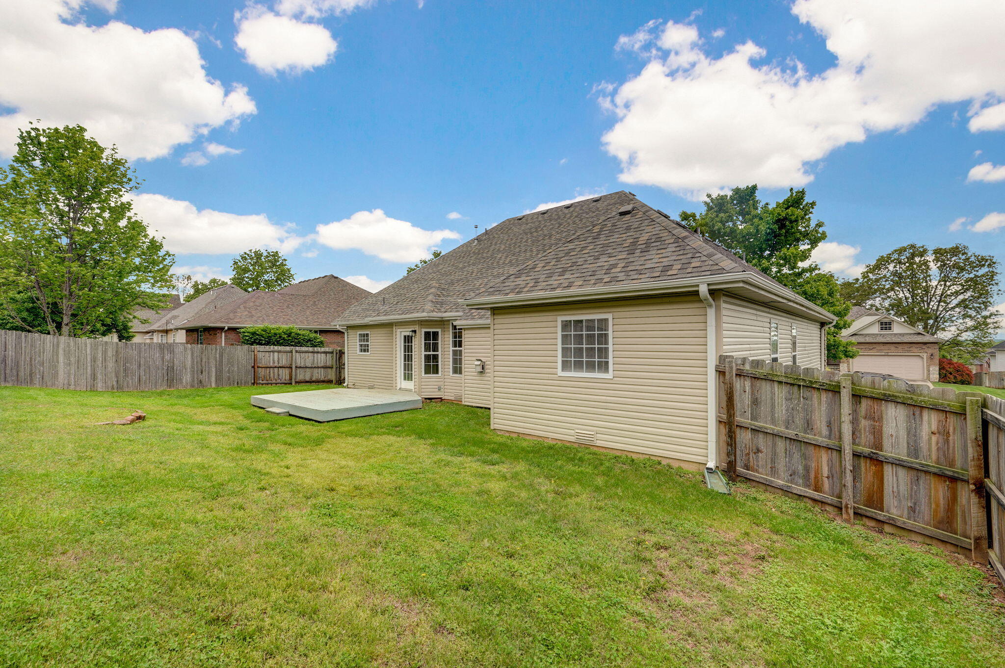 713 River Rock Court Property Photo 35