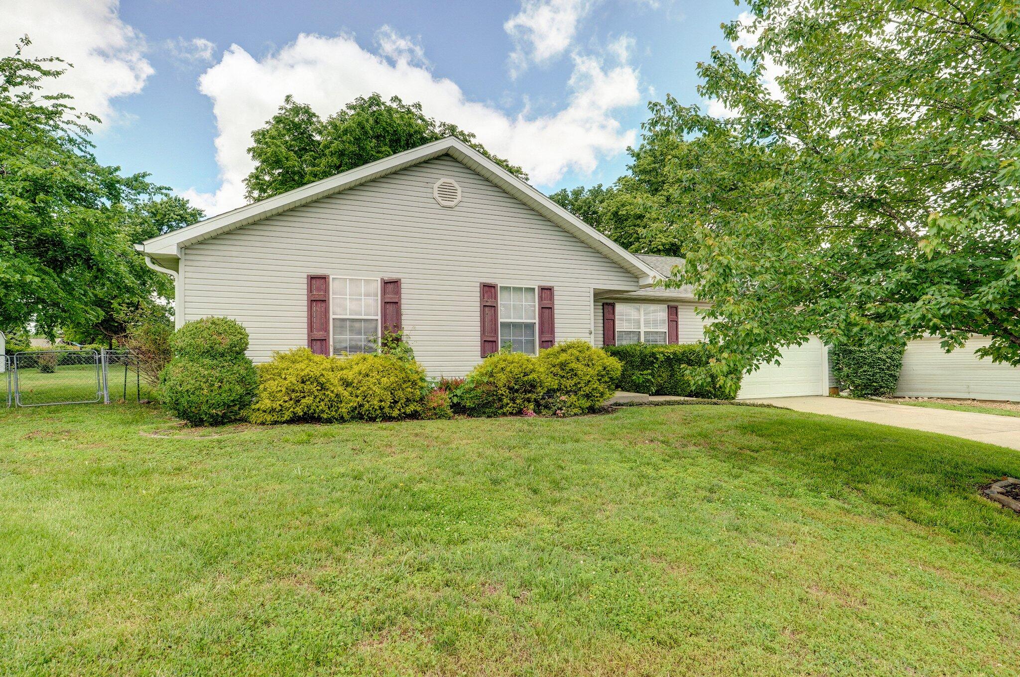 1651 South Mahn Court Property Photo 2