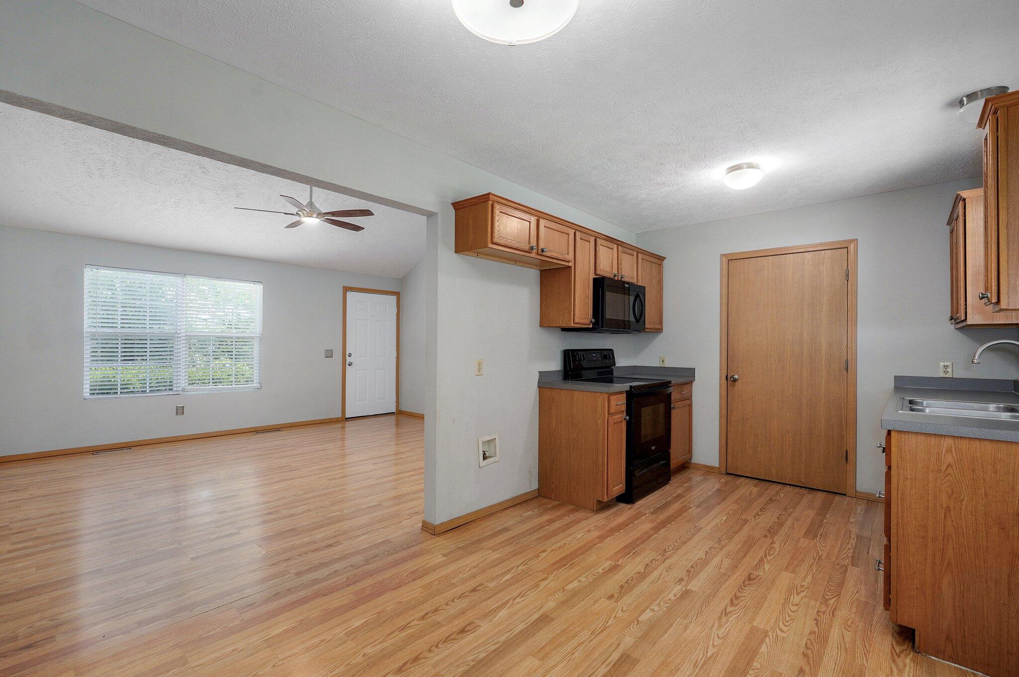1651 South Mahn Court Property Photo 8