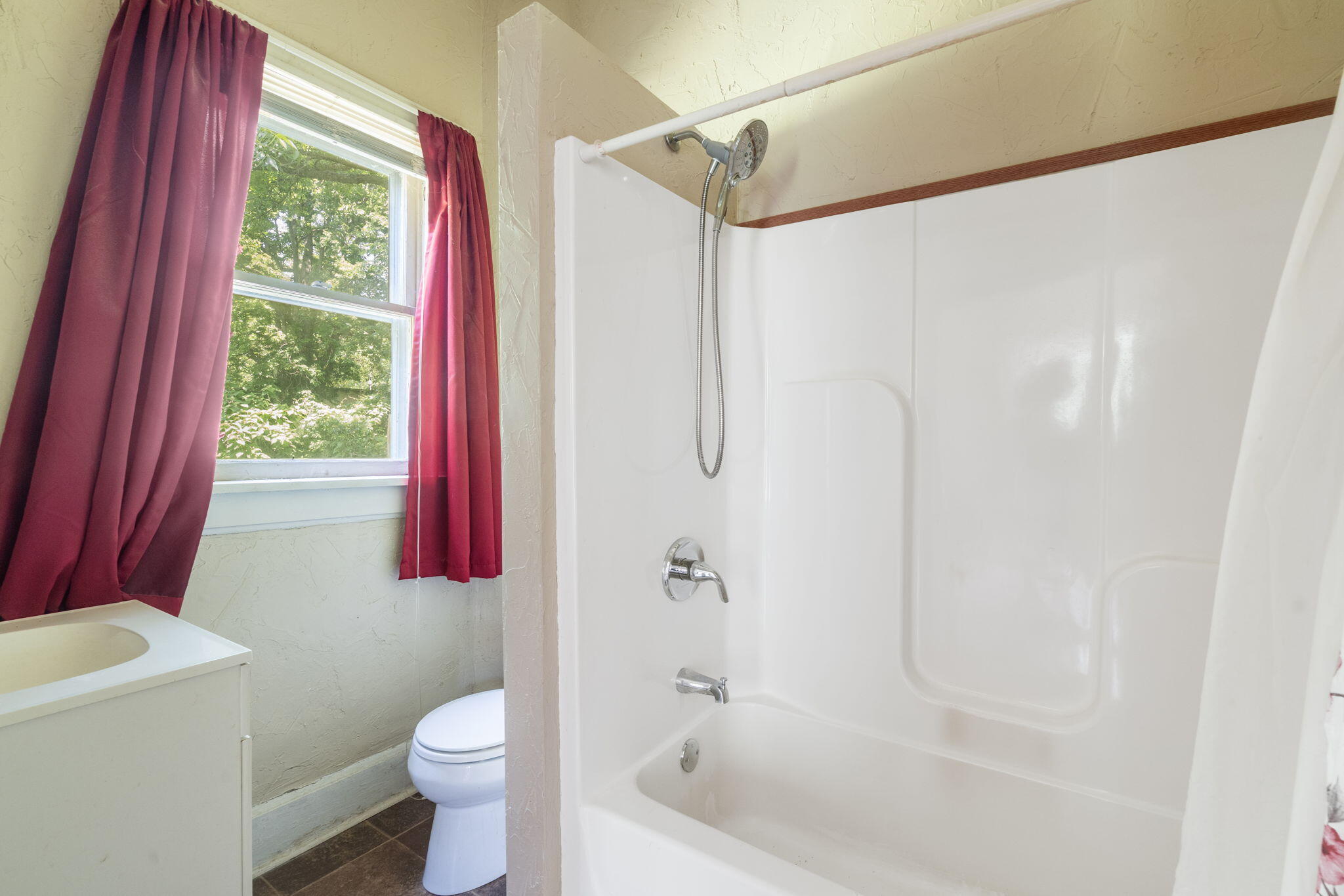 1123 West Hovey Street Property Photo 14