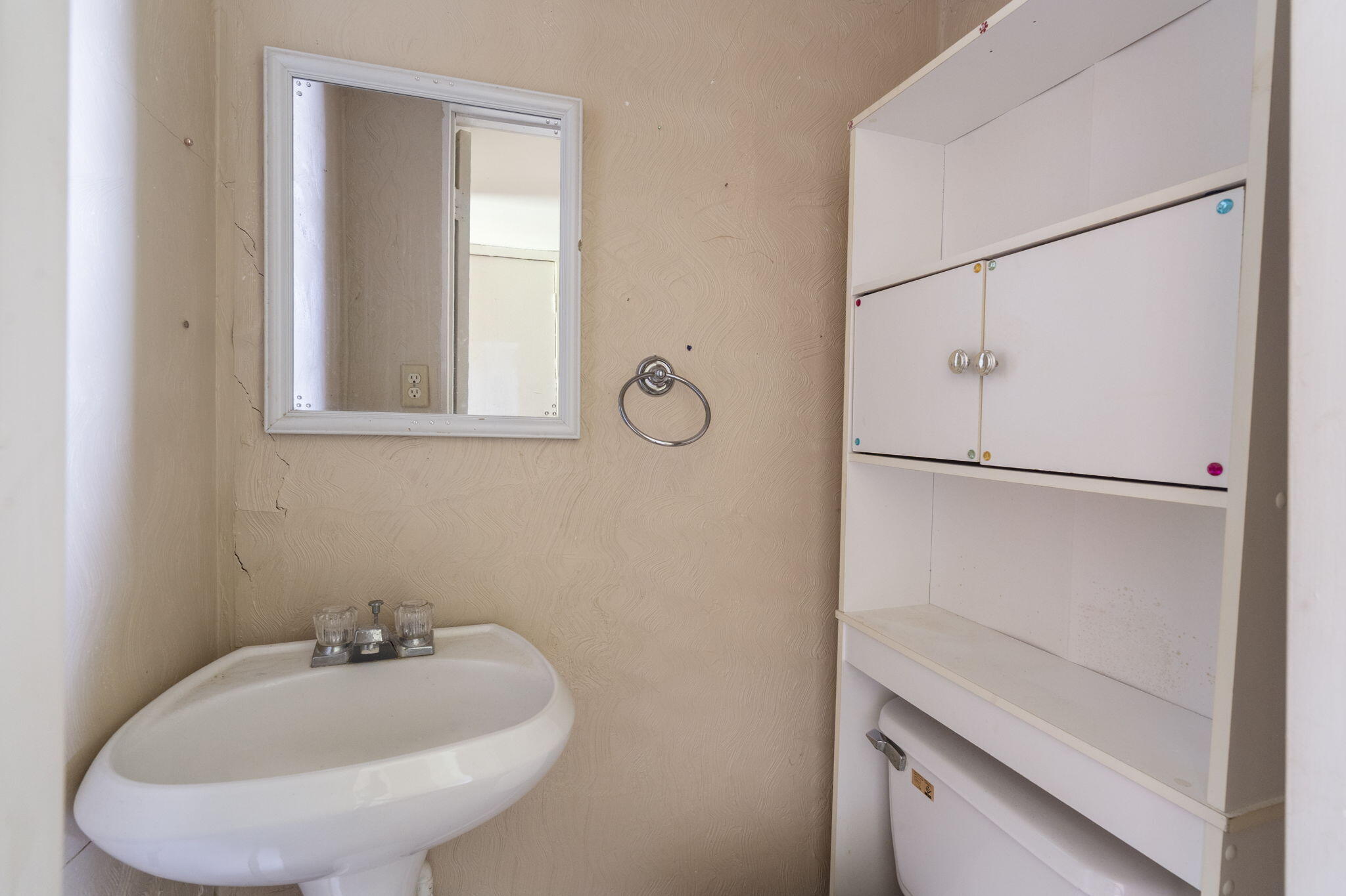 1123 West Hovey Street Property Photo 18