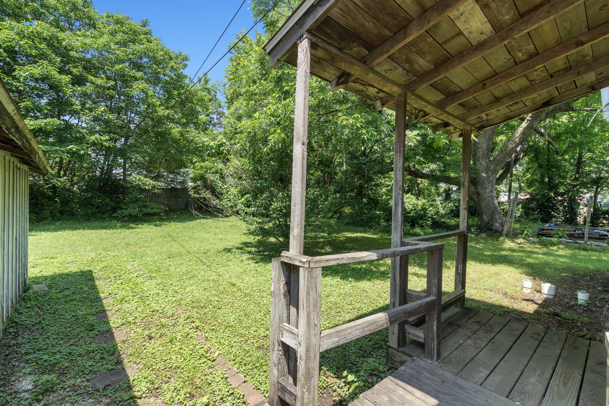 1123 West Hovey Street Property Photo 19