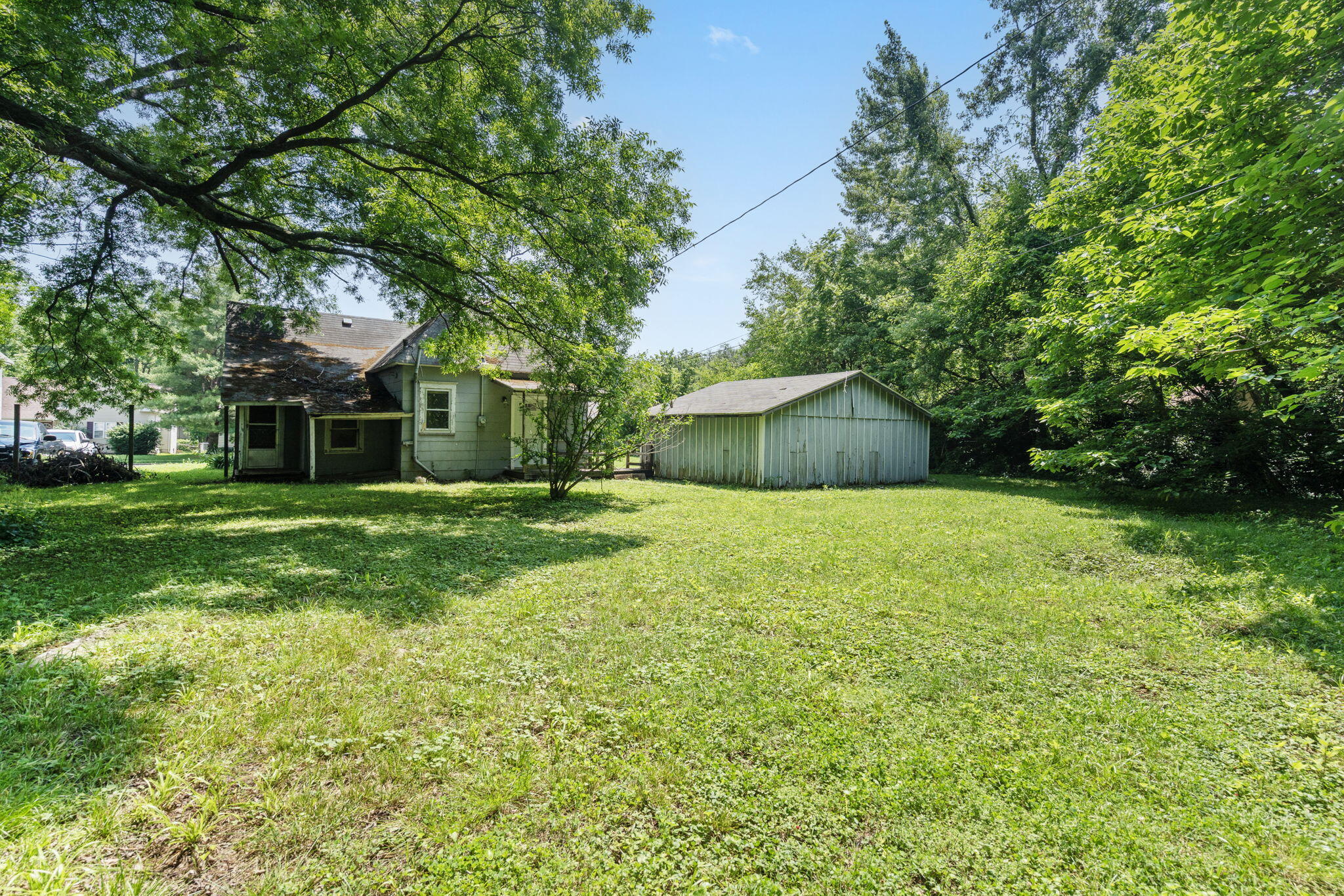 1123 West Hovey Street Property Photo 21