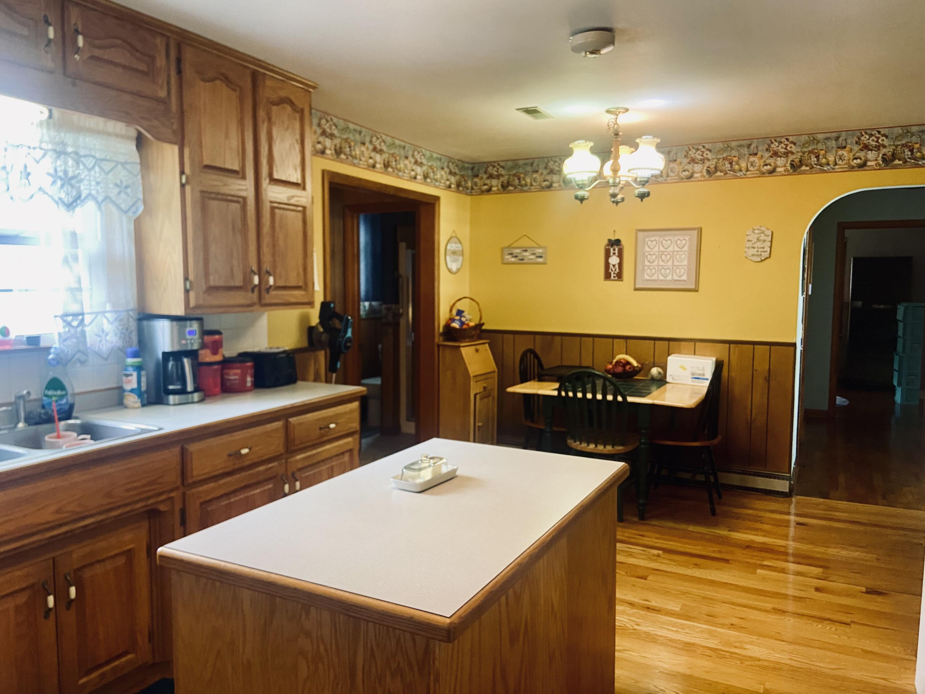 513 Meng Street Property Photo 16