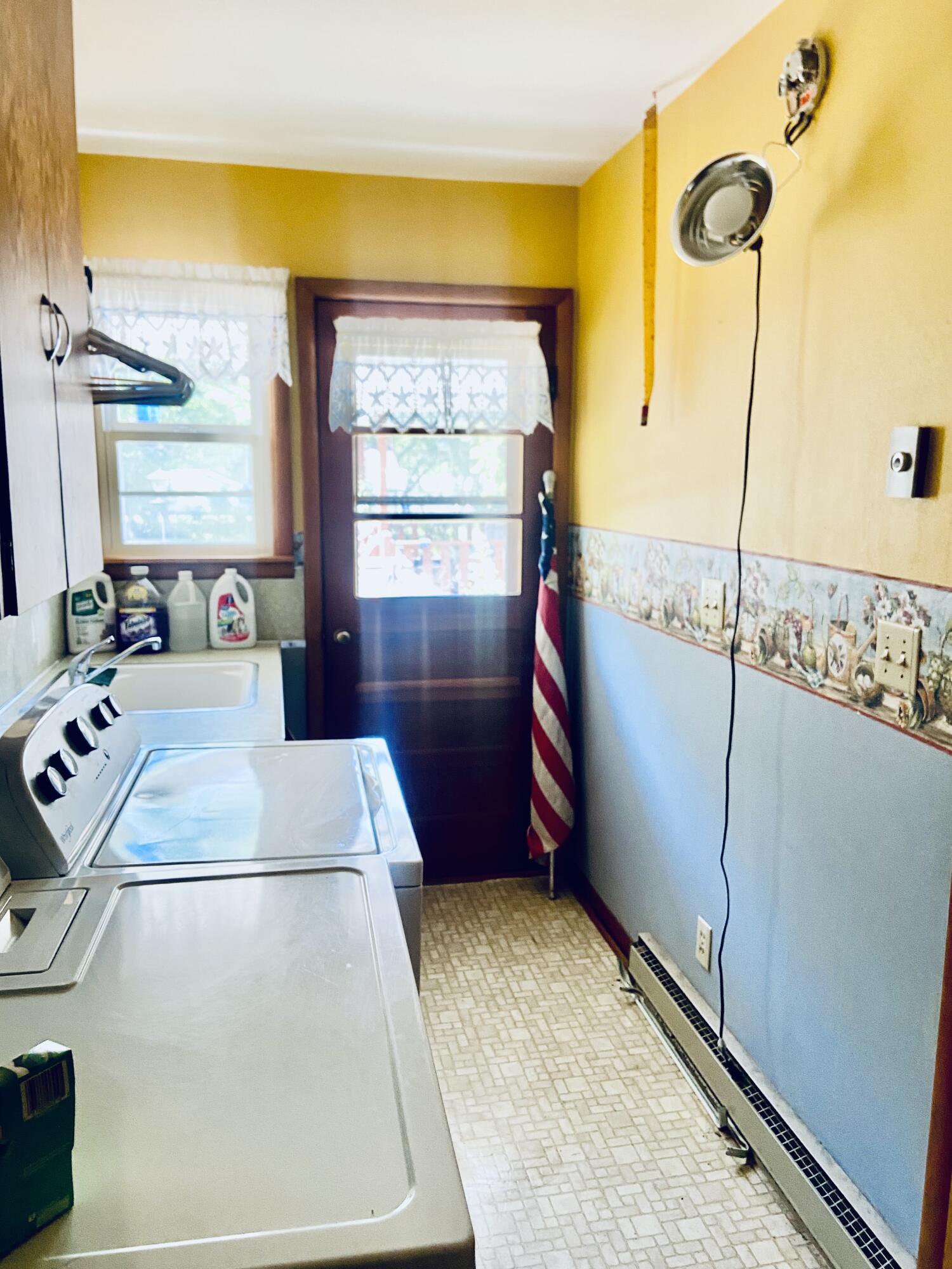 513 Meng Street Property Photo 22