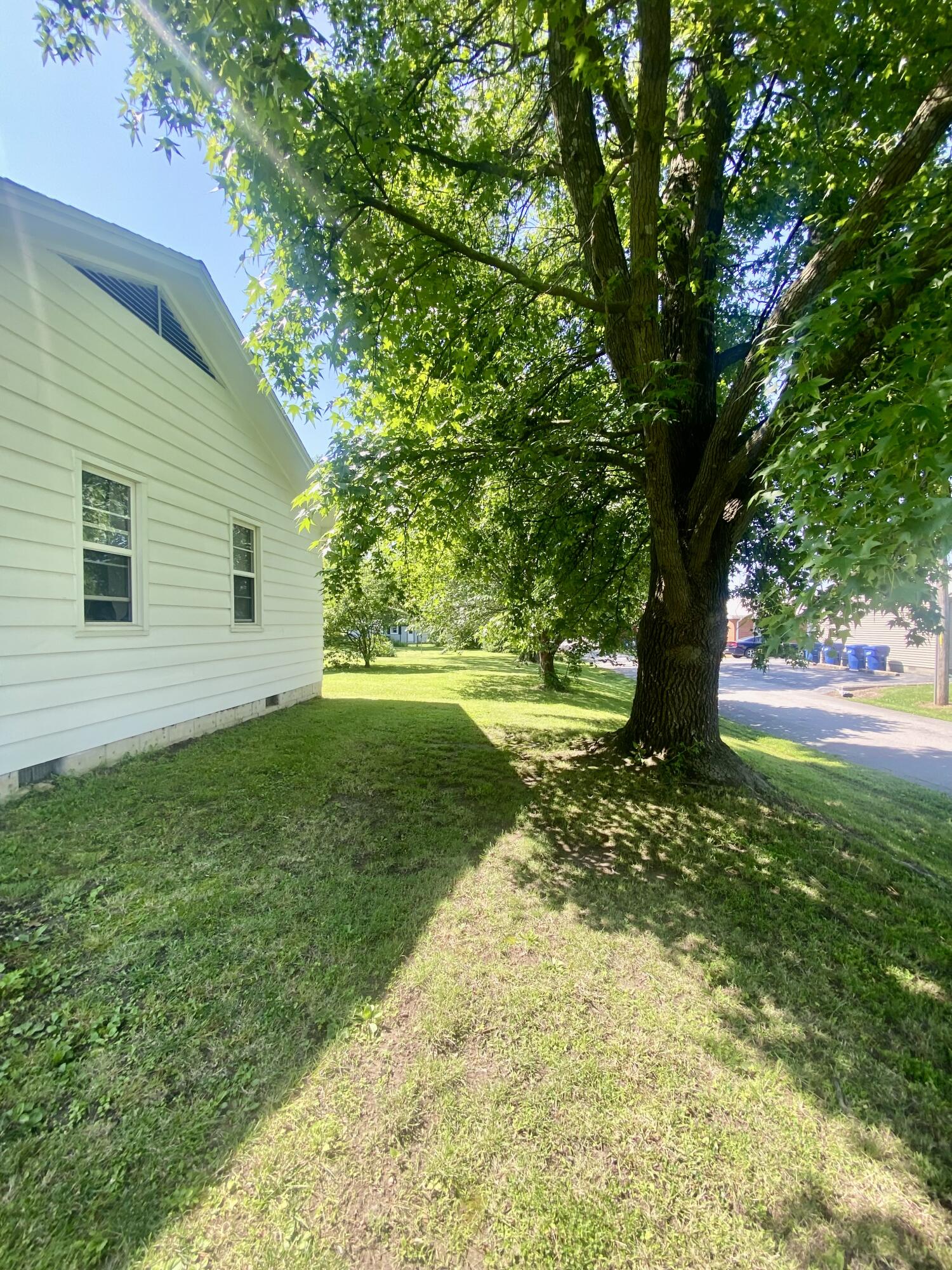 513 Meng Street Property Photo 45