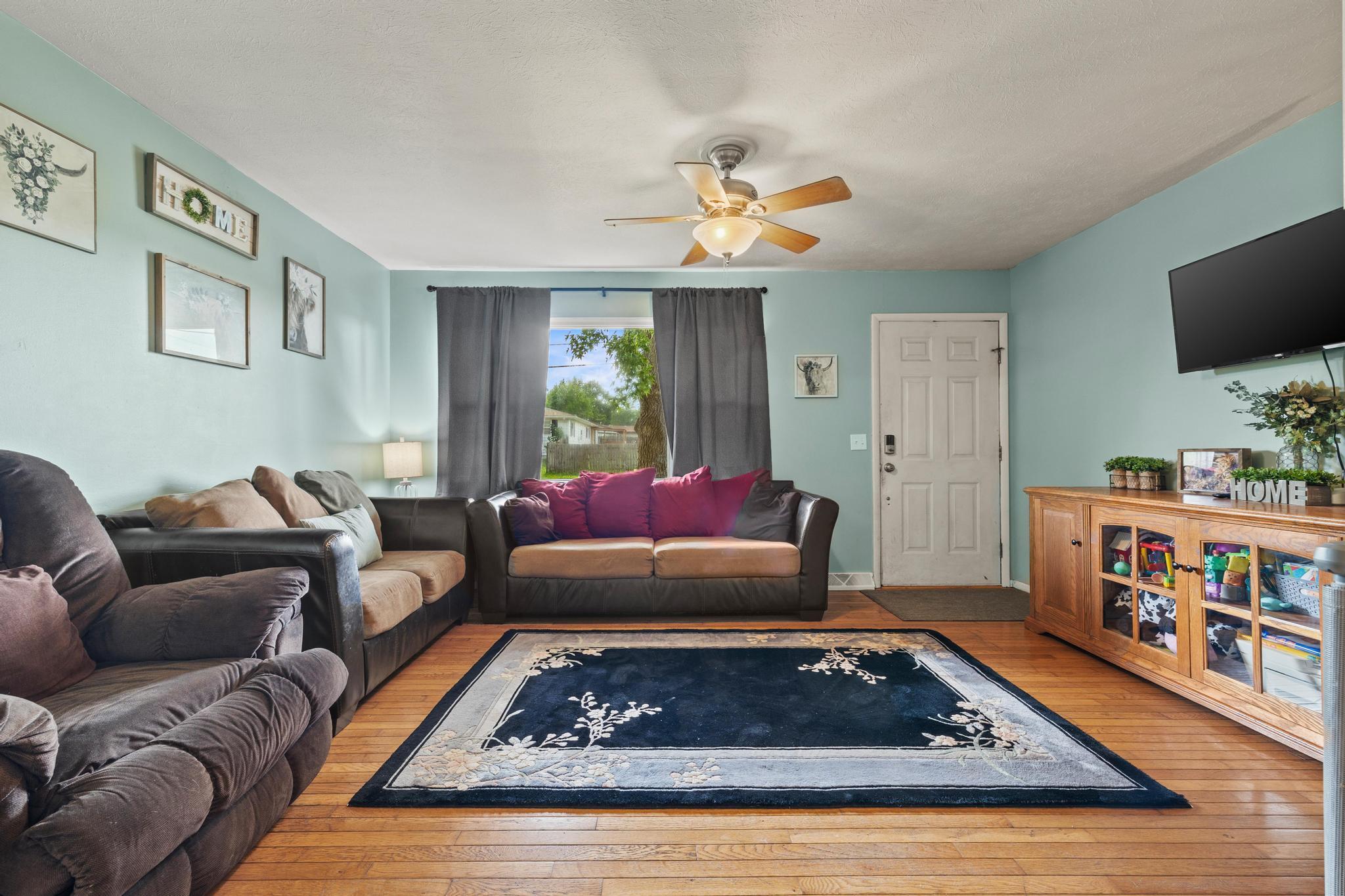 2324 North Fulbright Avenue Property Photo 3