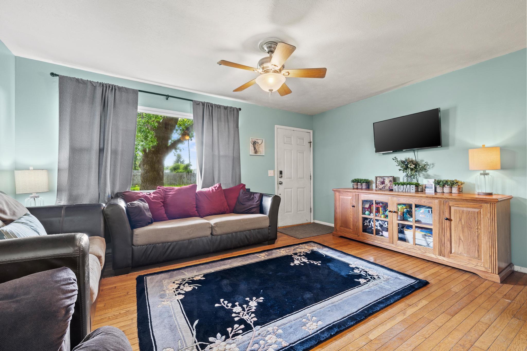 2324 North Fulbright Avenue Property Photo 4