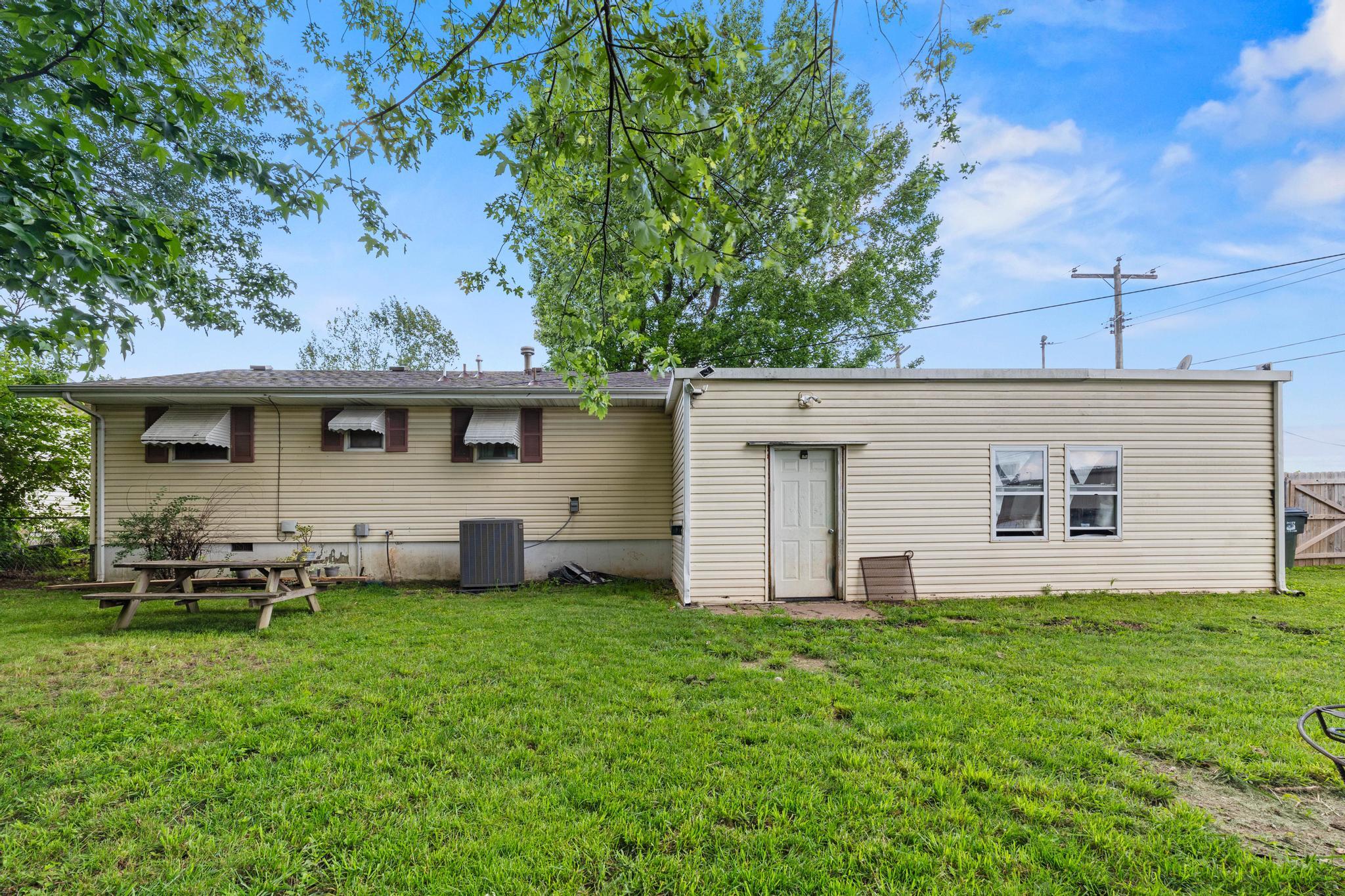 2324 North Fulbright Avenue Property Photo 29