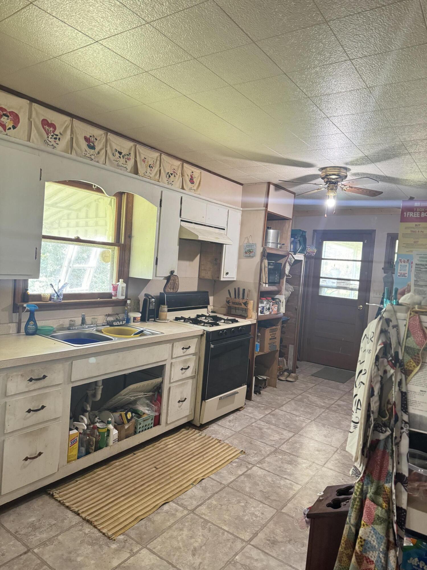 12 Willhoit Lane Property Photo 32