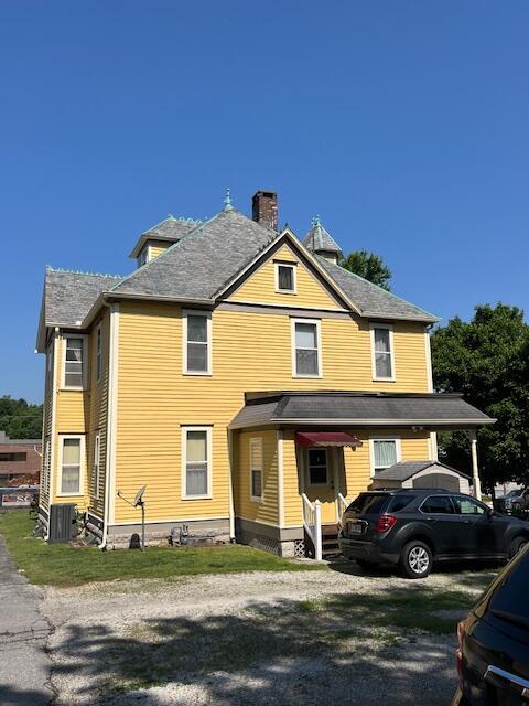 335 South Wood Street Property Photo 45