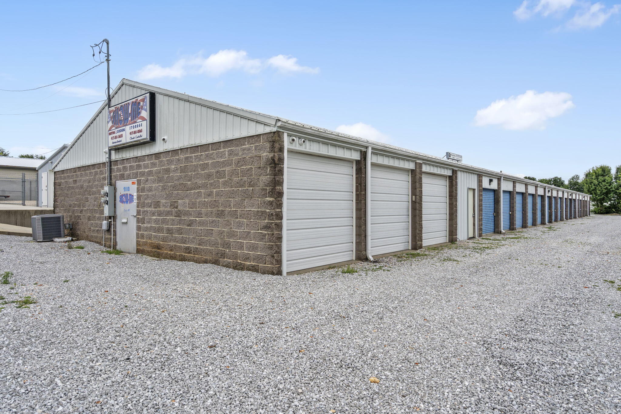 2110 Airpark Road Property Photo 4