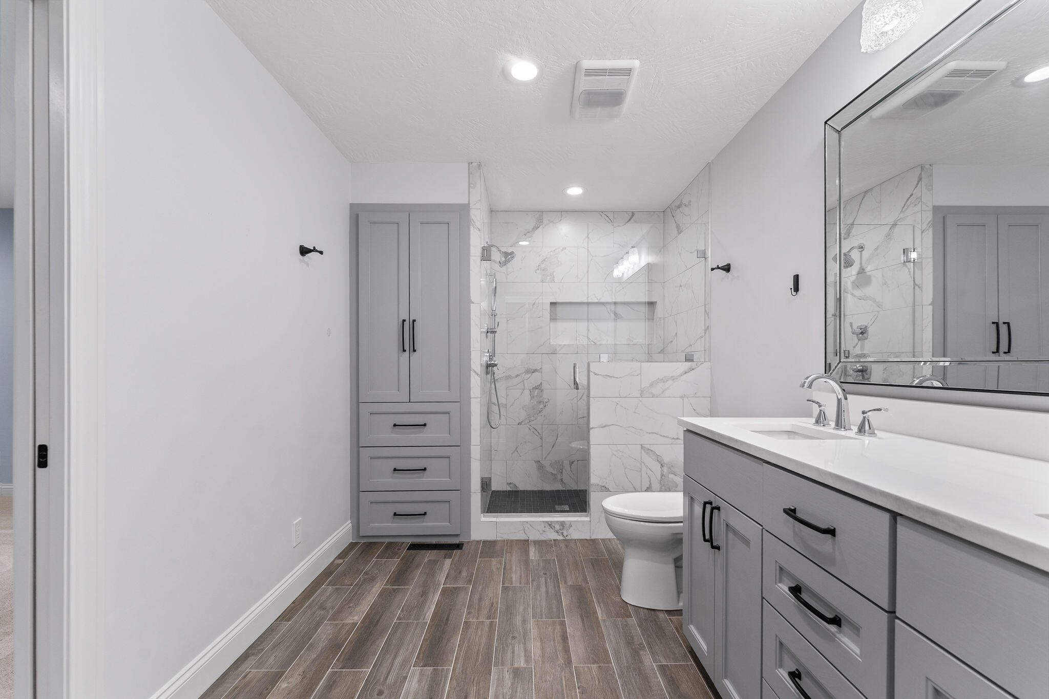 5465 South Woodcliffe Drive Property Photo 19