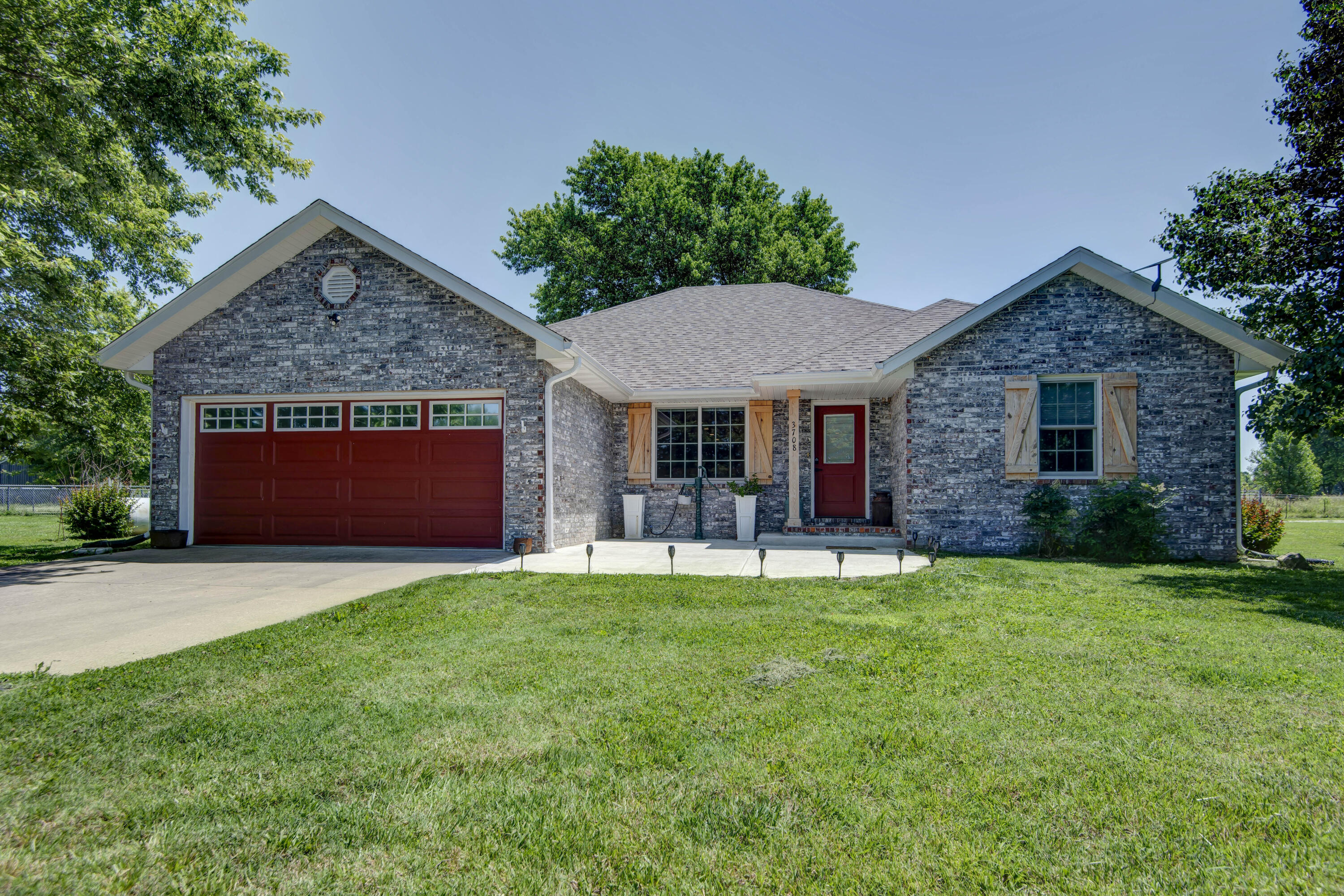 3708 North State Highway Uu Property Photo 1