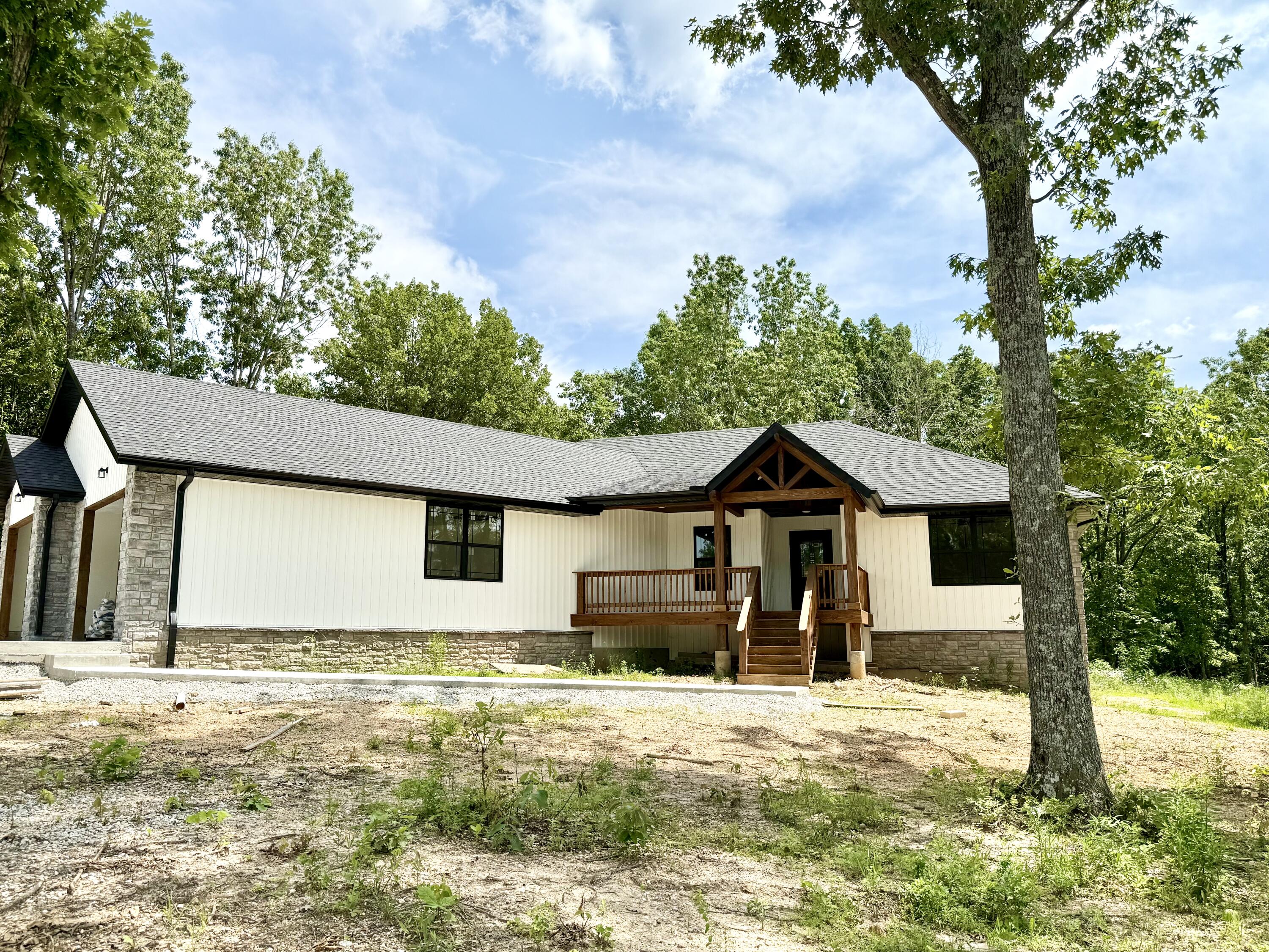 113 Dogwood Street Property Photo 1