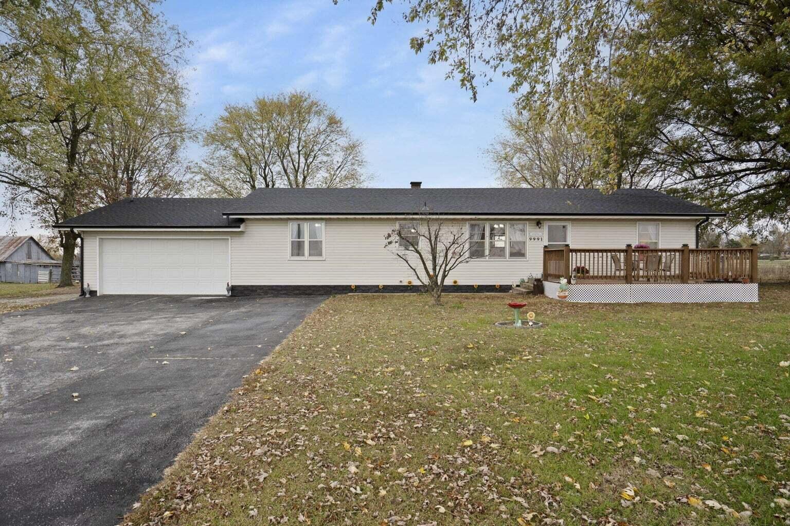 9991 West Farm Rd 124 Property Photo 2