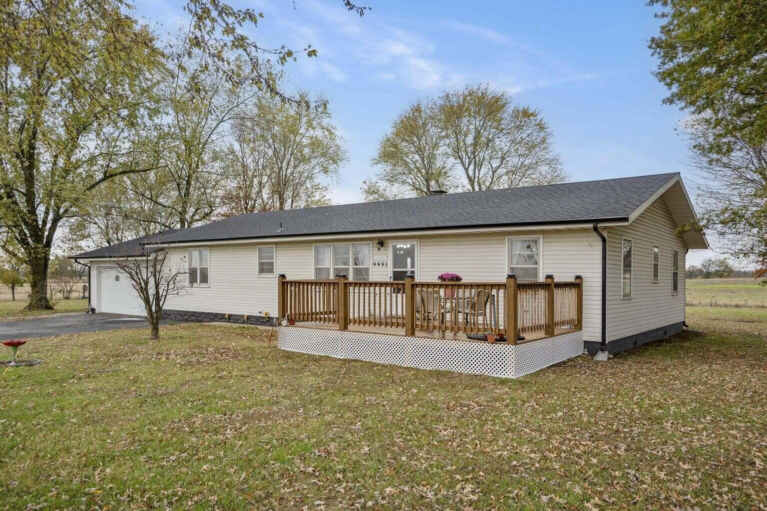 9991 West Farm Rd 124 Property Photo 3