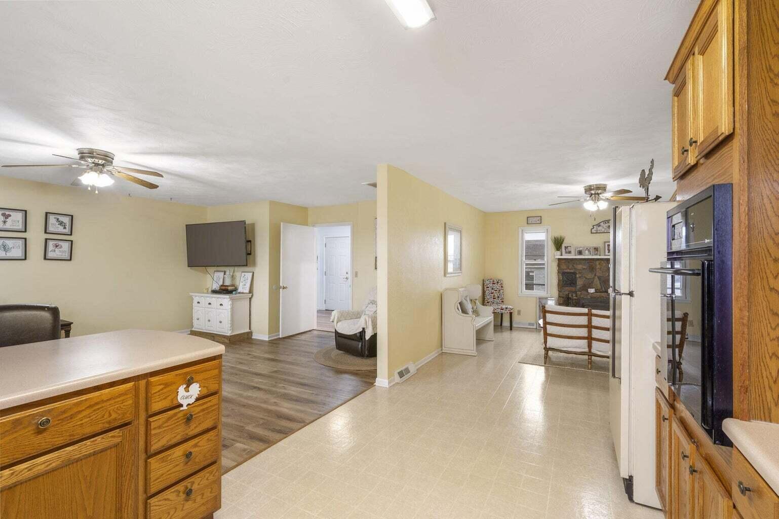 9991 West Farm Rd 124 Property Photo 11