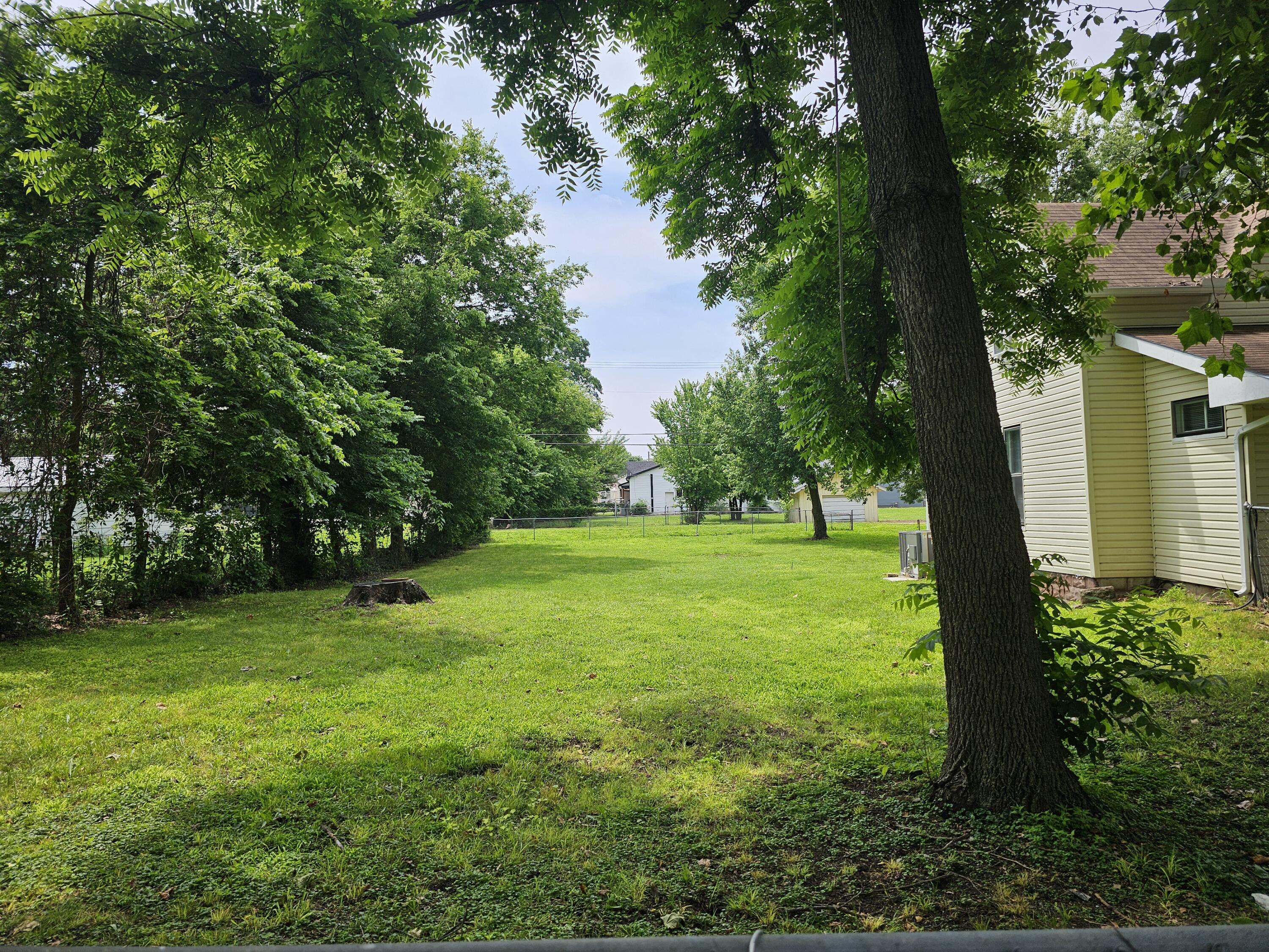 312 West Locust Street Property Photo 27