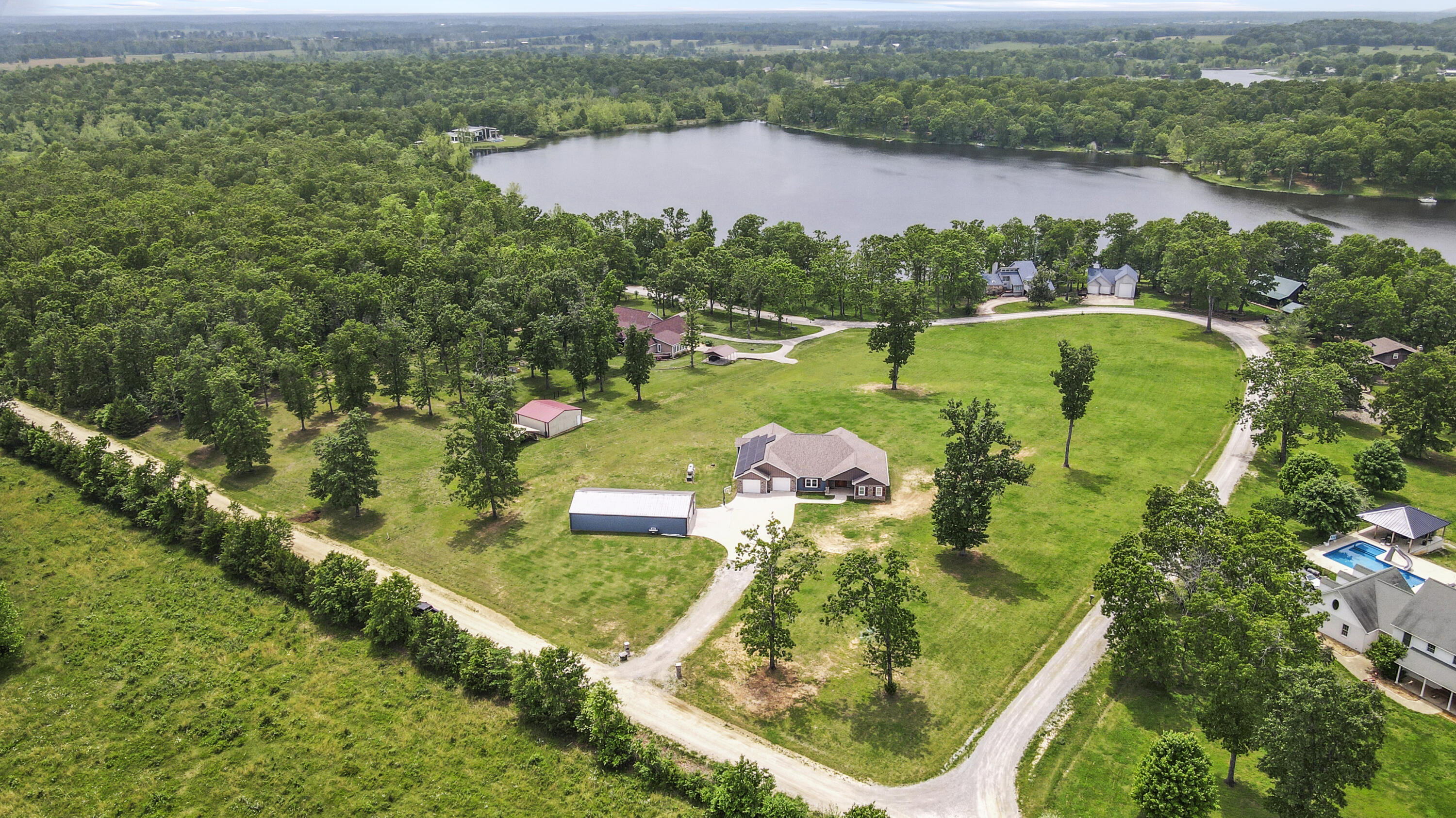 5714 Private Road 8072 Property Photo 1
