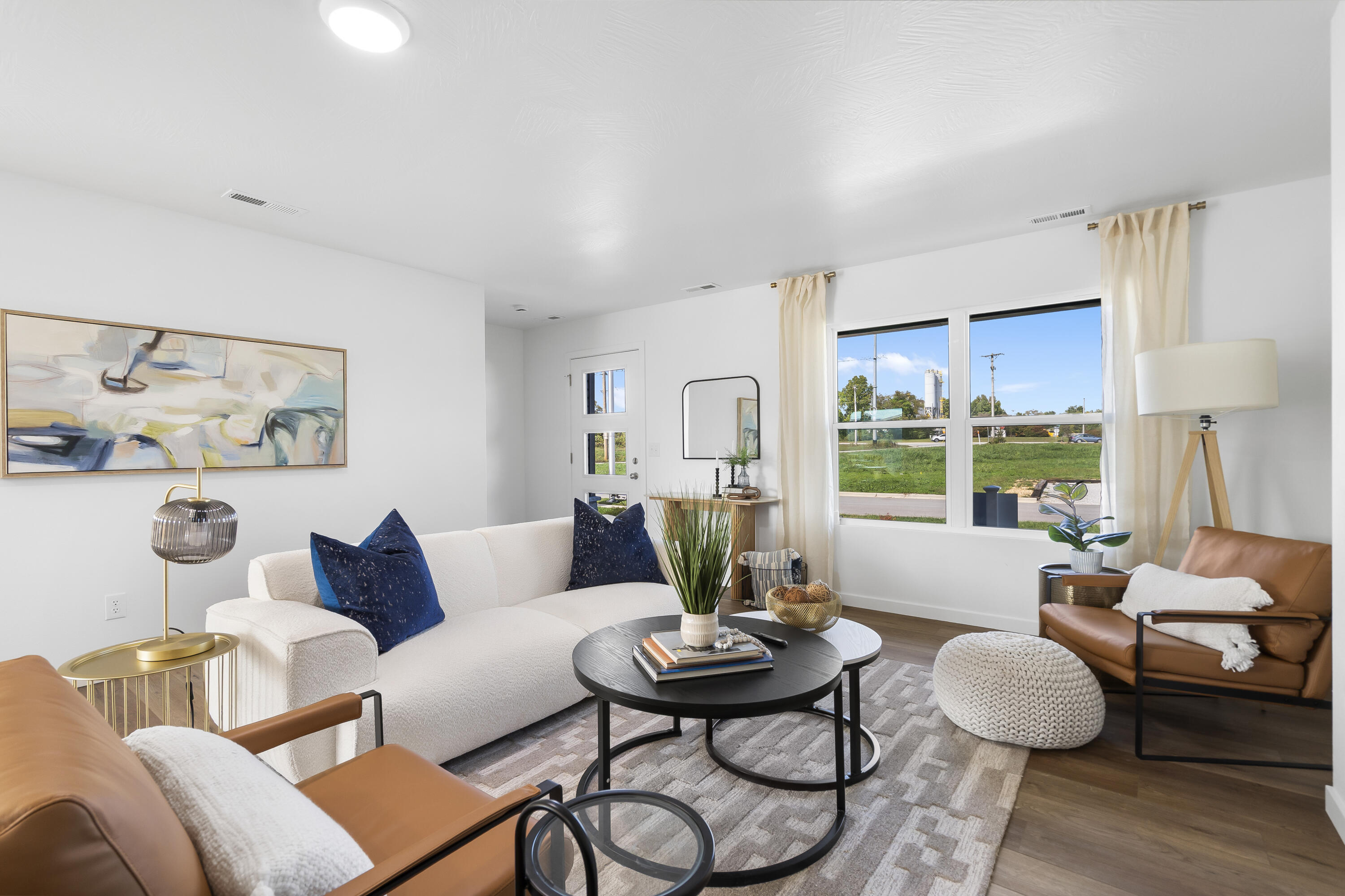 233 Newport Avenue Property Photo 2