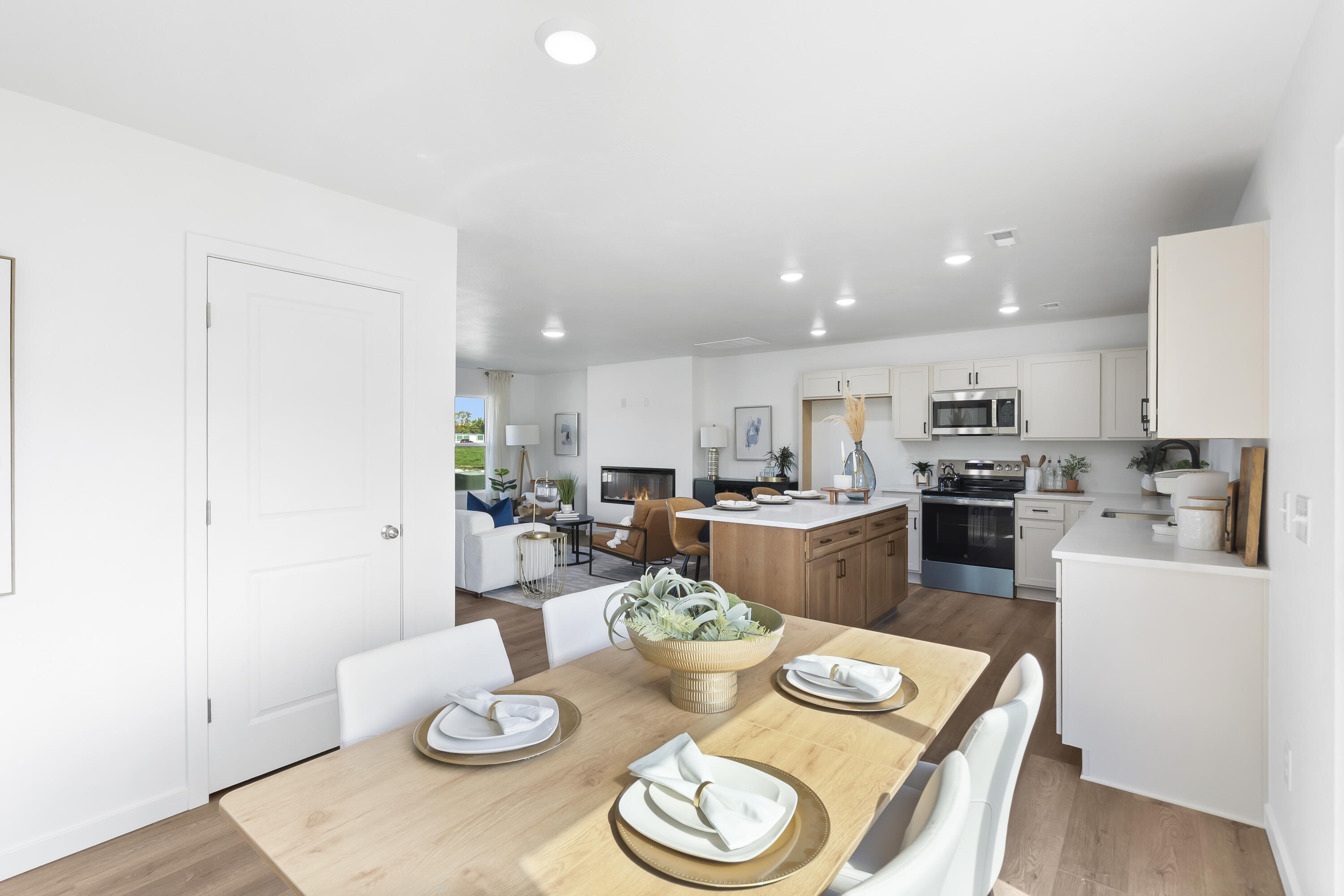 233 Newport Avenue Property Photo 11